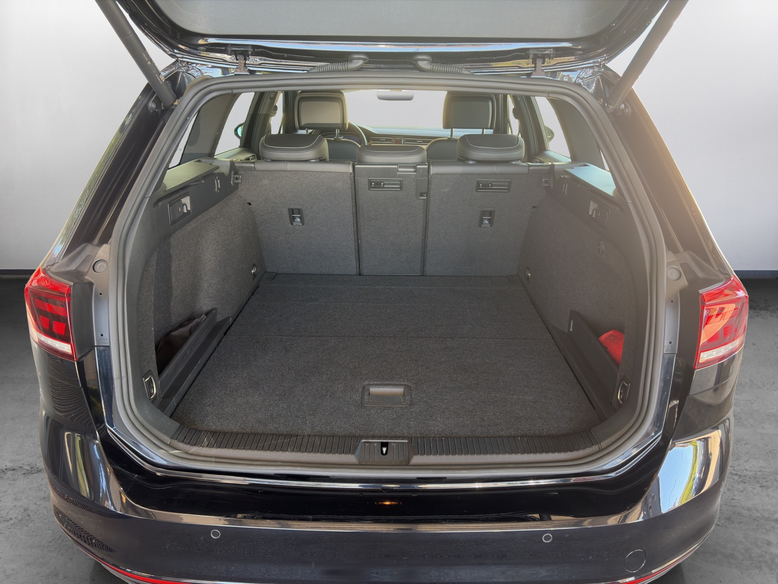 VW Passat Variant 1.5 TSI EVO Business DSG-image-11