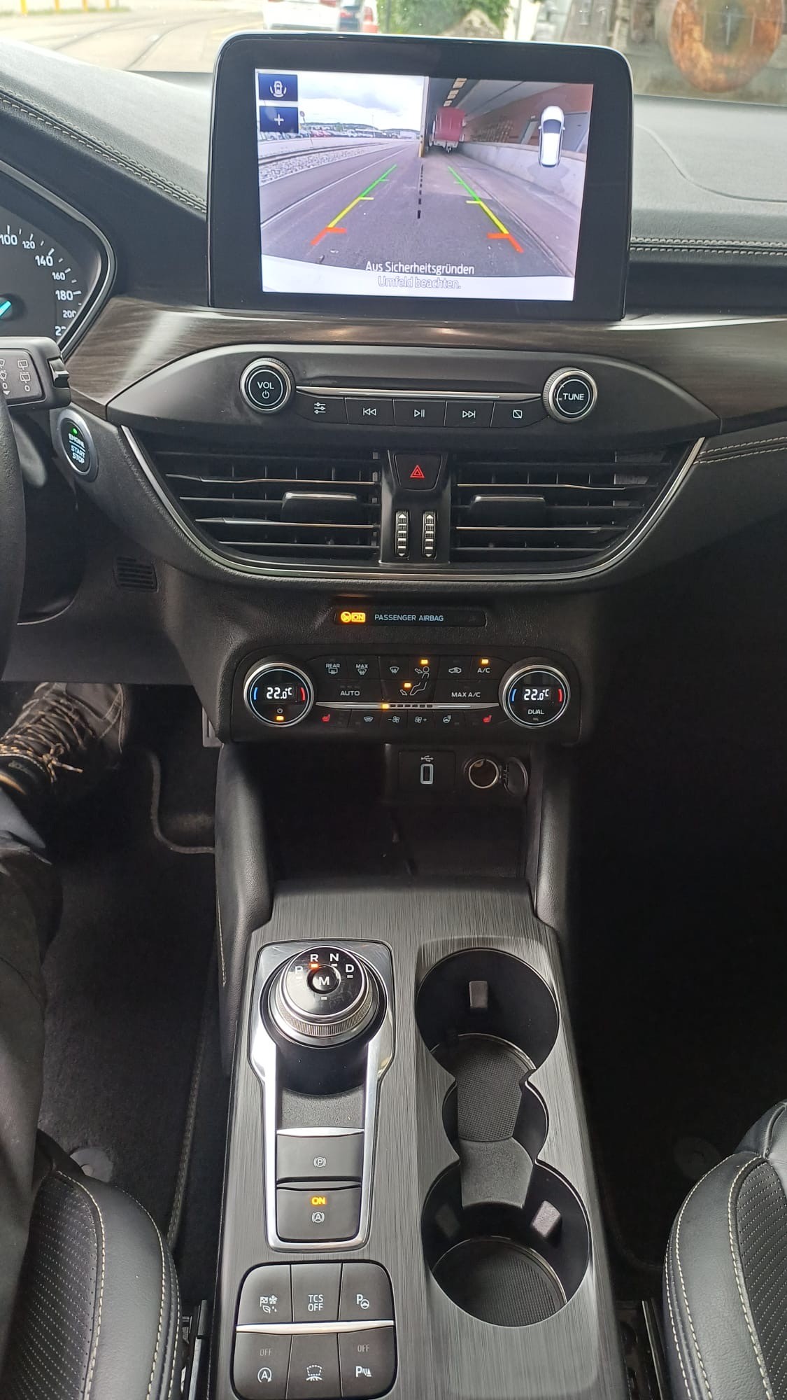 FORD Focus 2.0 TDCi Vignale Automatic-image-12