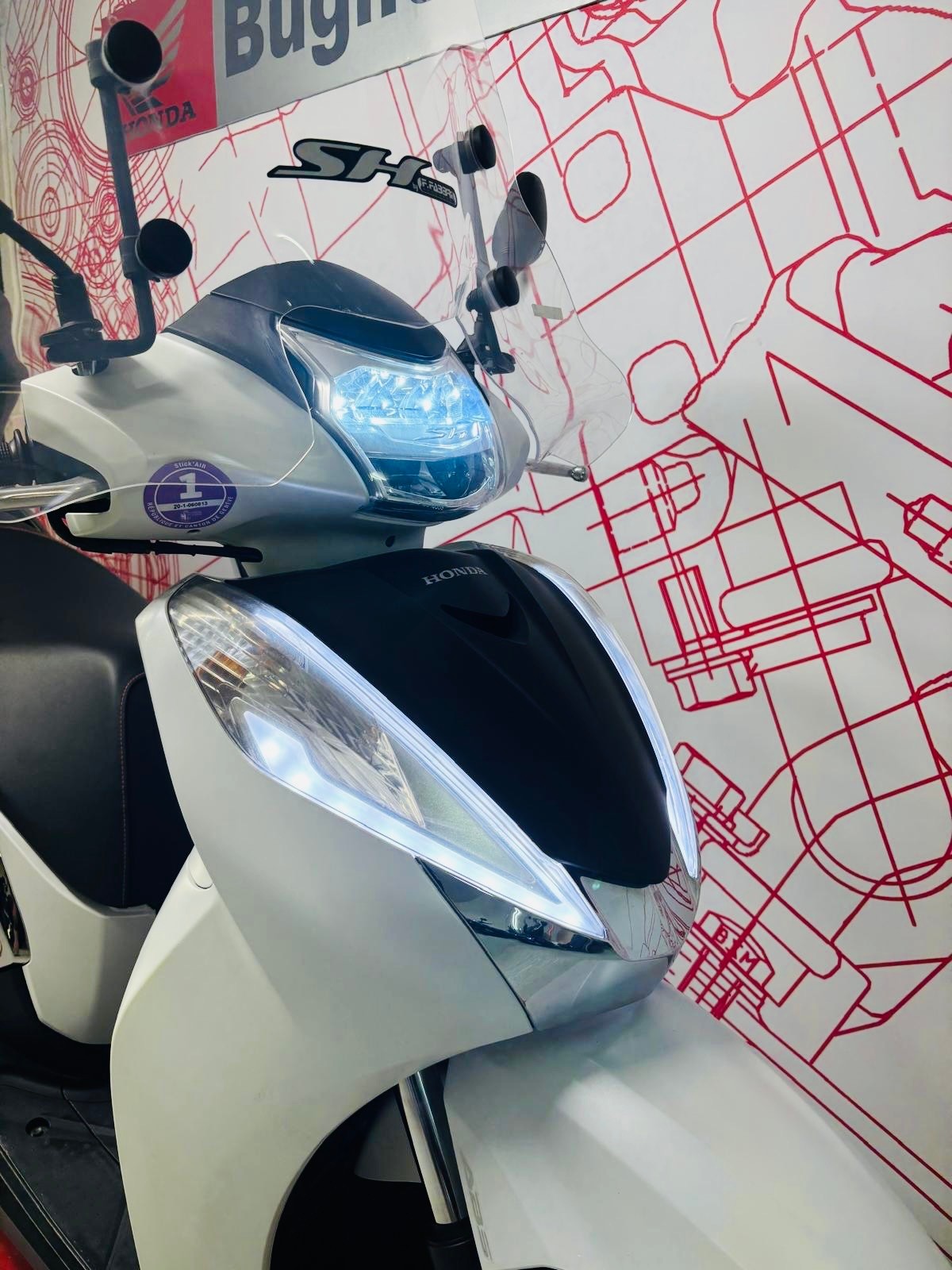 HONDA SH 300 i ABS-image-4