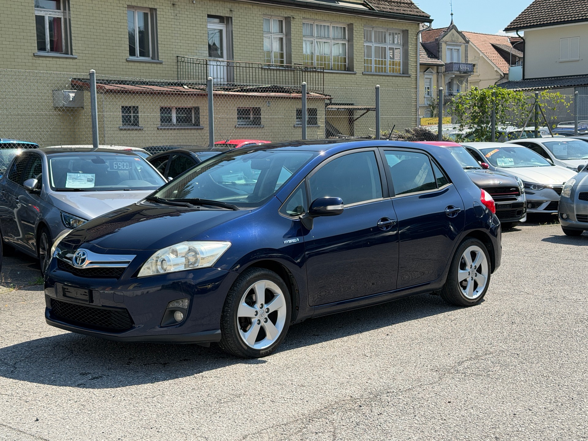 TOYOTA Auris 1.8 16V HSD Linea Sol-image-2