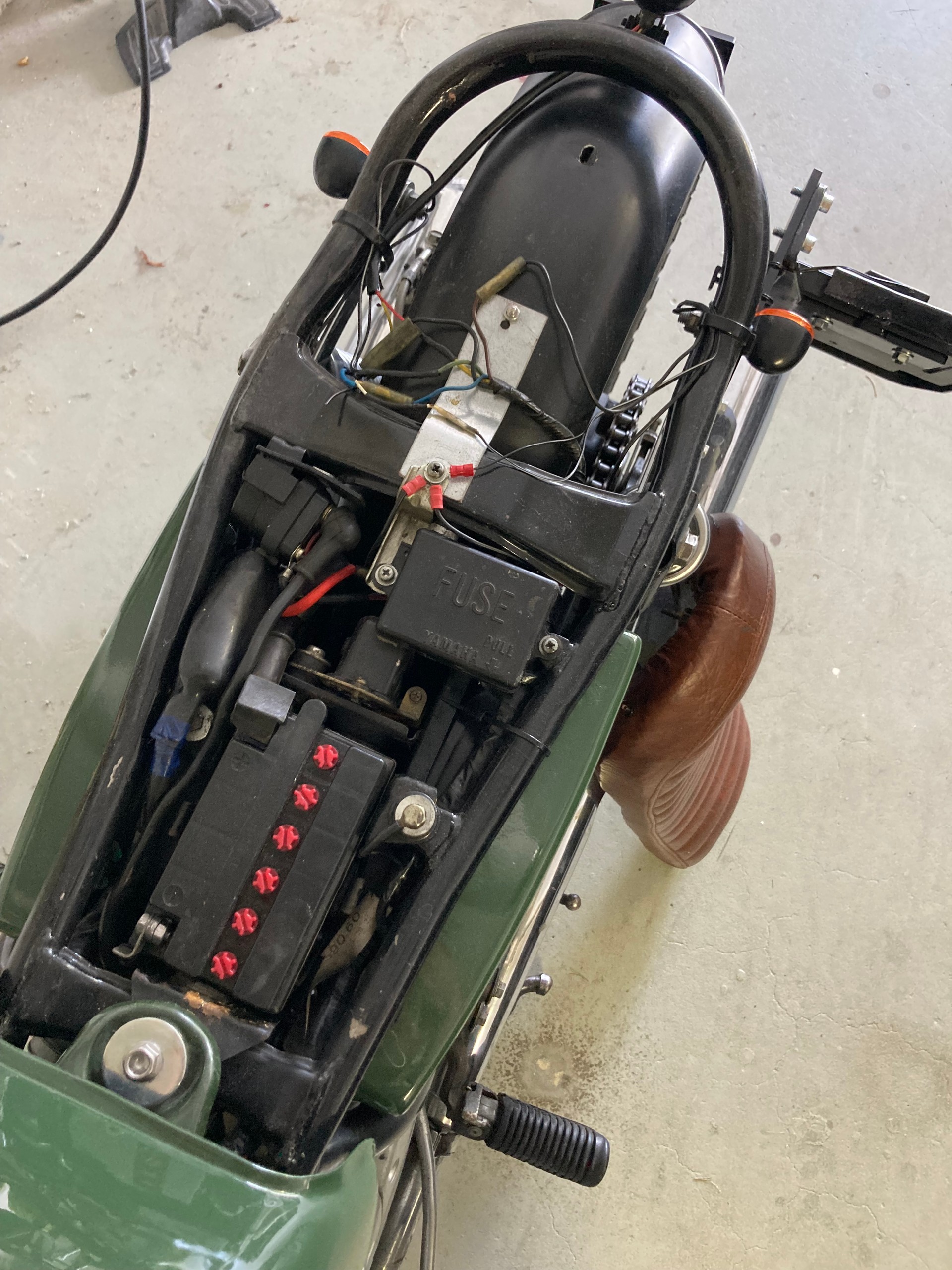 YAMAHA XS 400-image-5