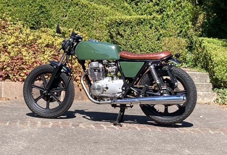 YAMAHA XS 400-image-1