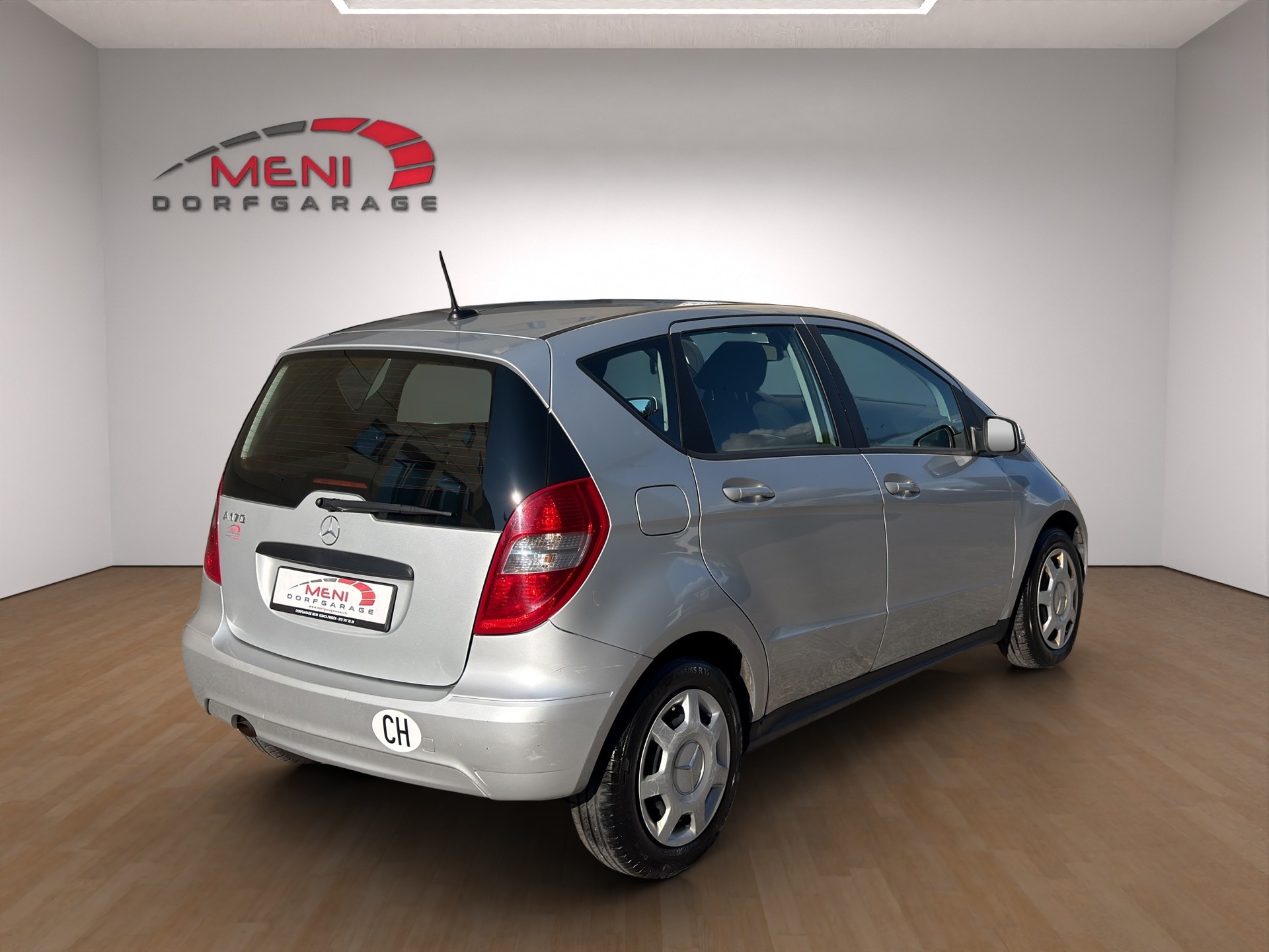 MERCEDES-BENZ A 170 Avantgarde Edition A-image-6