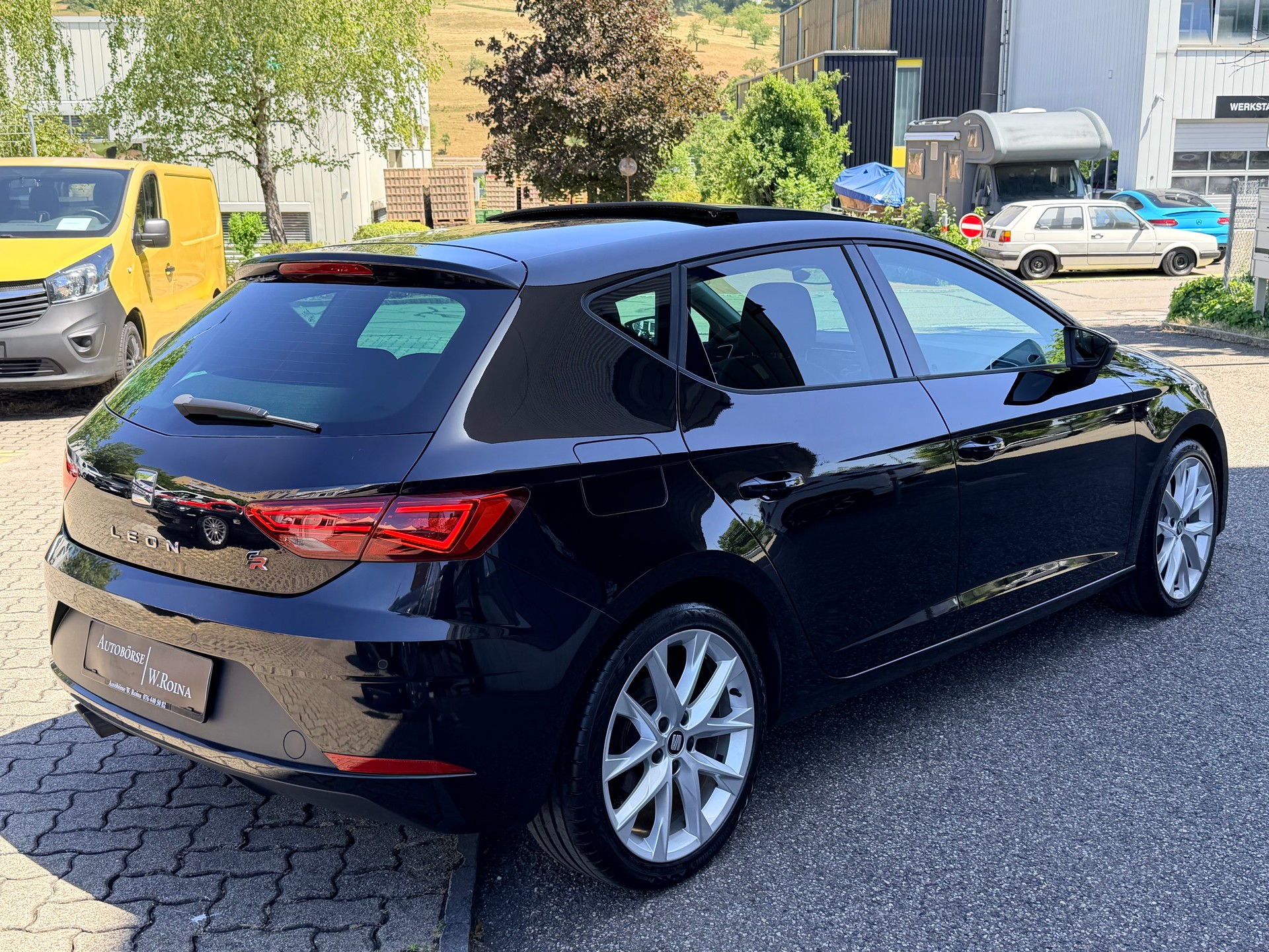 SEAT Leon 1.8 TSI FR-showroom-element-2