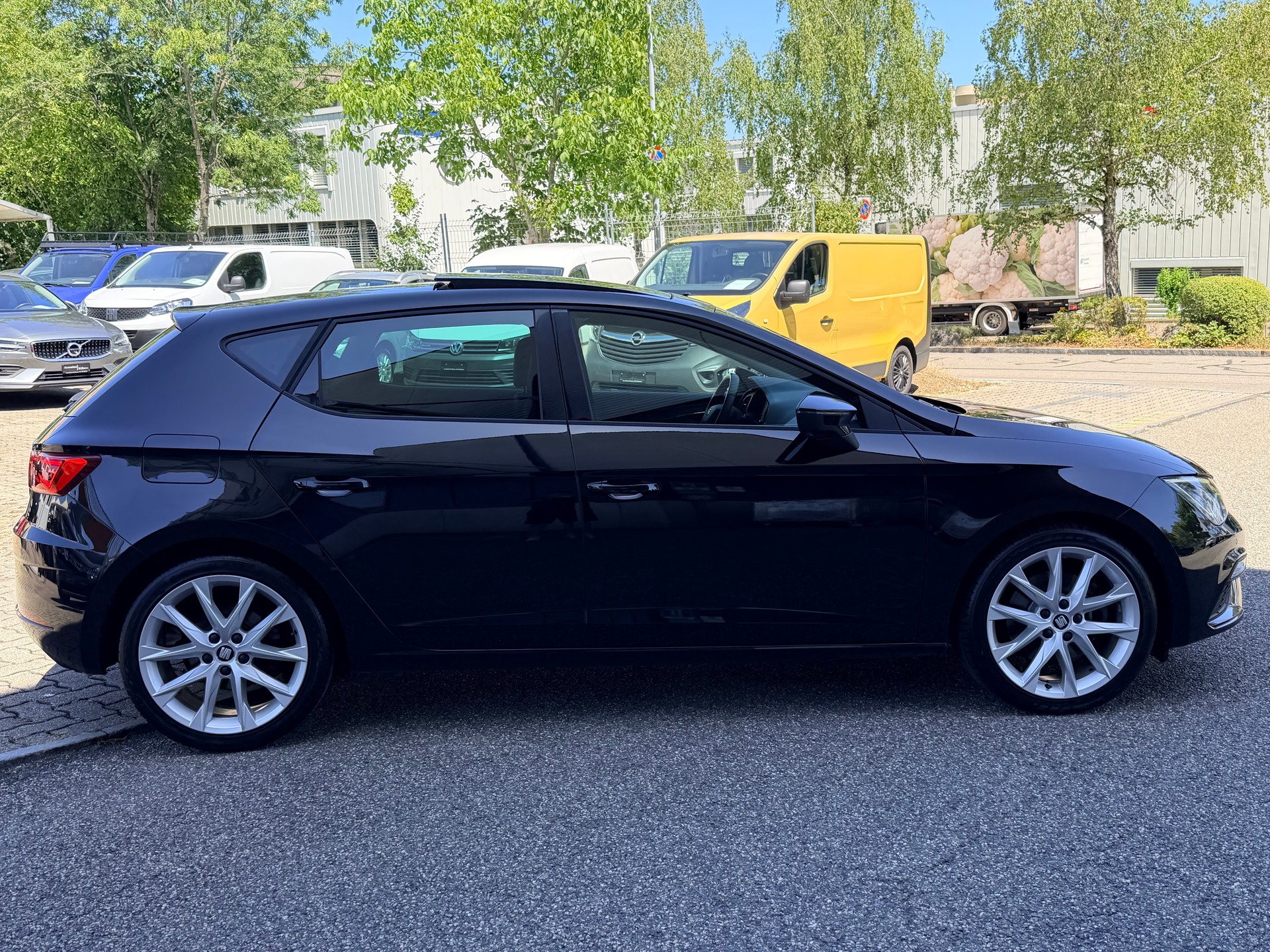 SEAT Leon 1.8 TSI FR-showroom-element-1