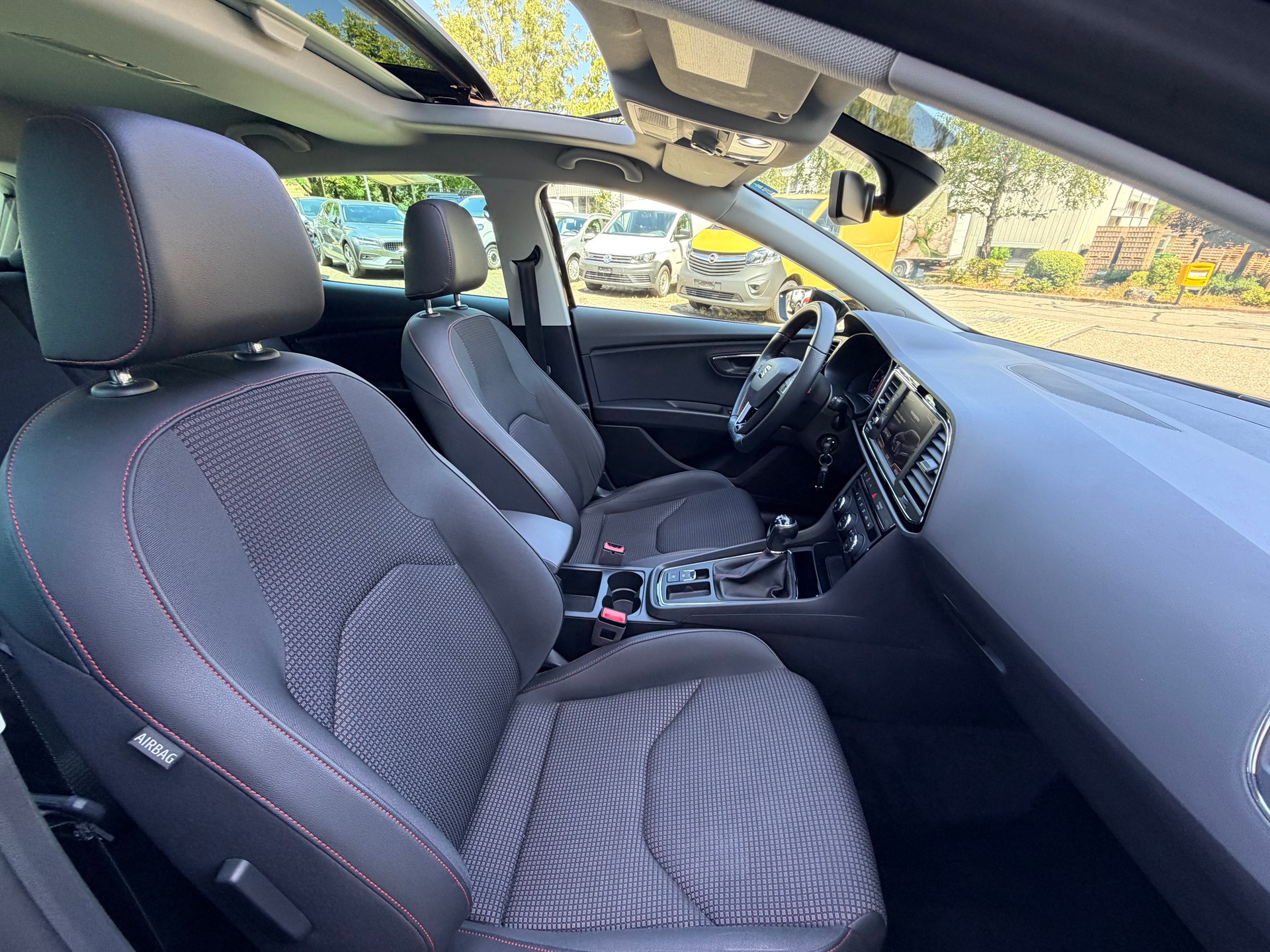SEAT Leon 1.8 TSI FR-image-9