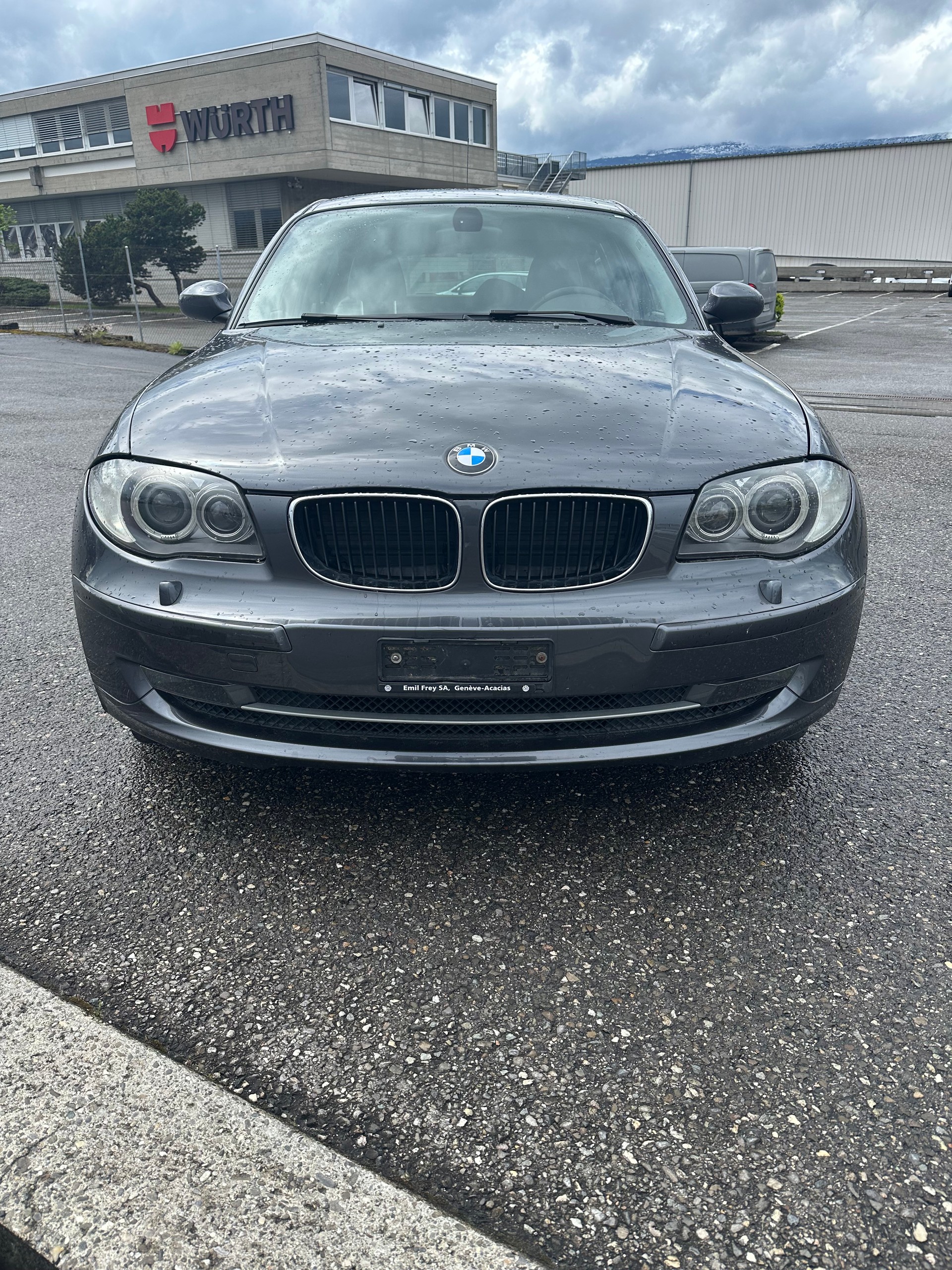 BMW 120d-image-1