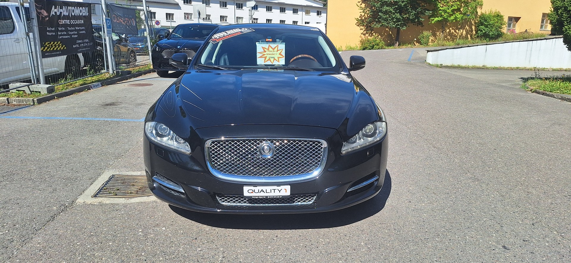 JAGUAR XJ 3.0d V6 Premium Luxury Automatic-showroom-element-1