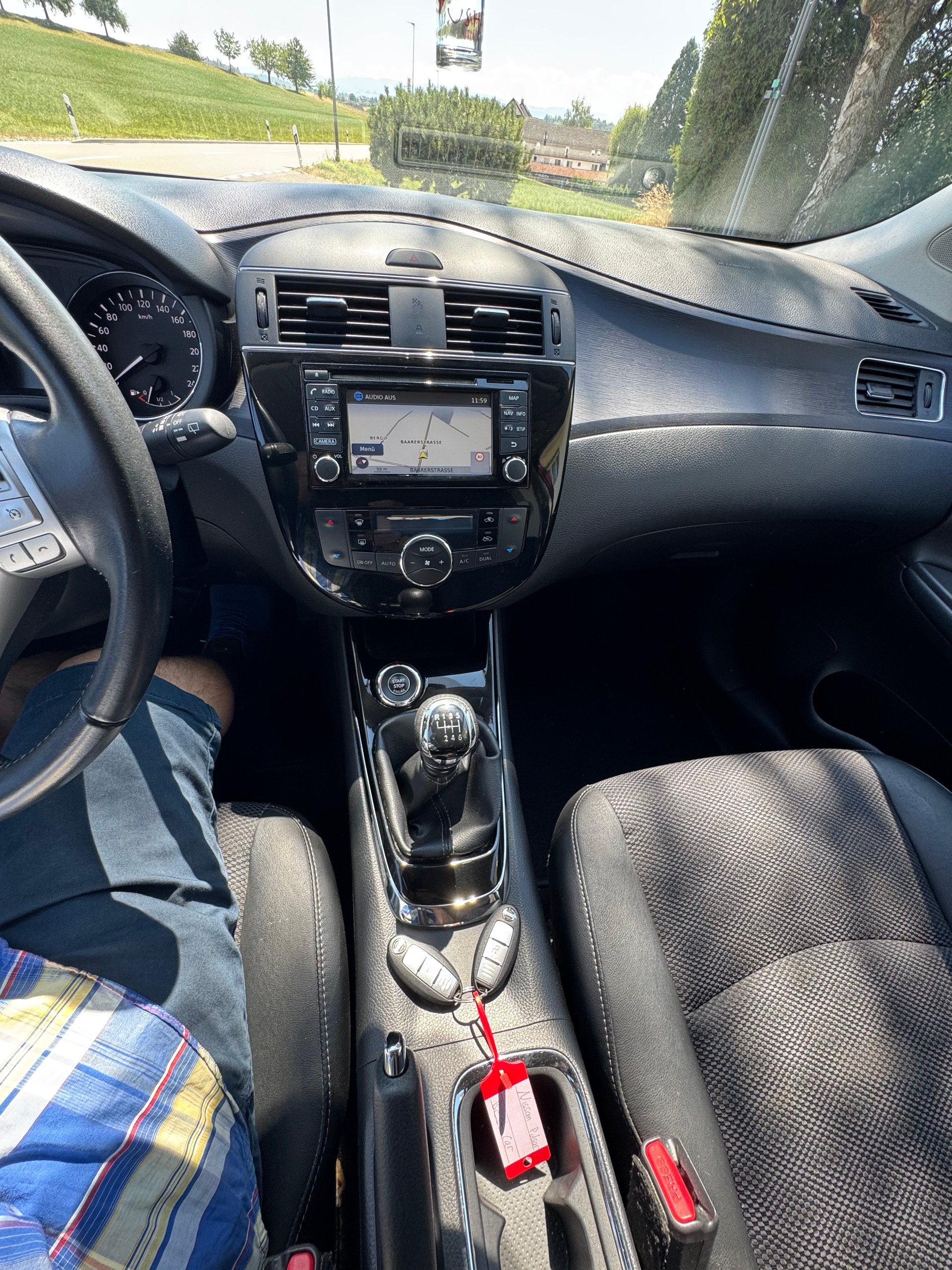 NISSAN Pulsar 1.2 DIG-N-Connecta-image-10