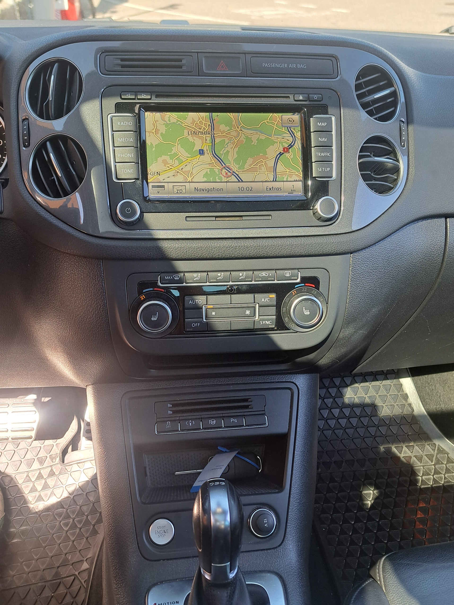 VW Tiguan 2.0 TSI Sport&Style 4Motion DSG-image-8