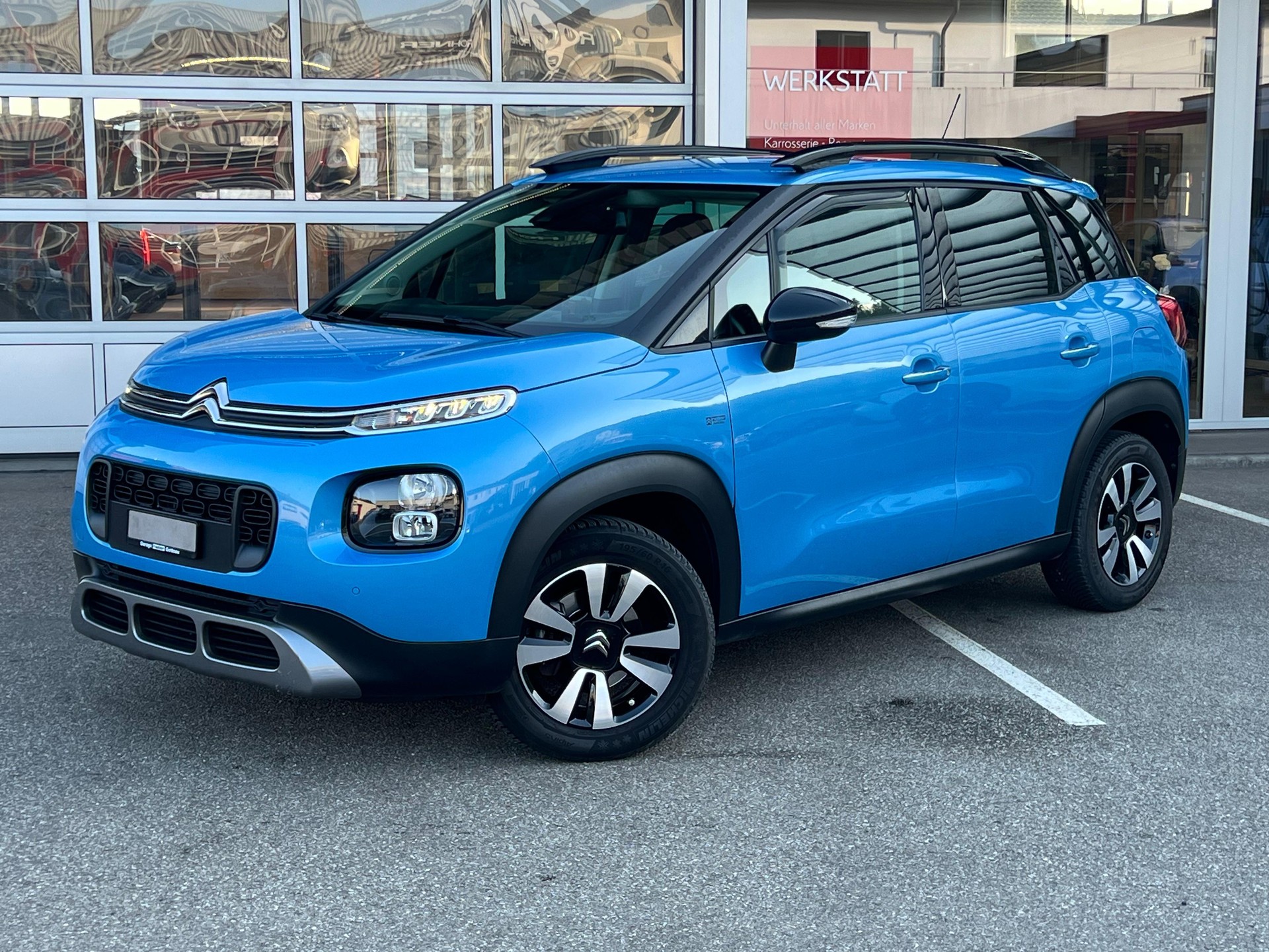 CITROEN C3 Aircross 1.2 PureTech 110 Shine-showroom-element-2
