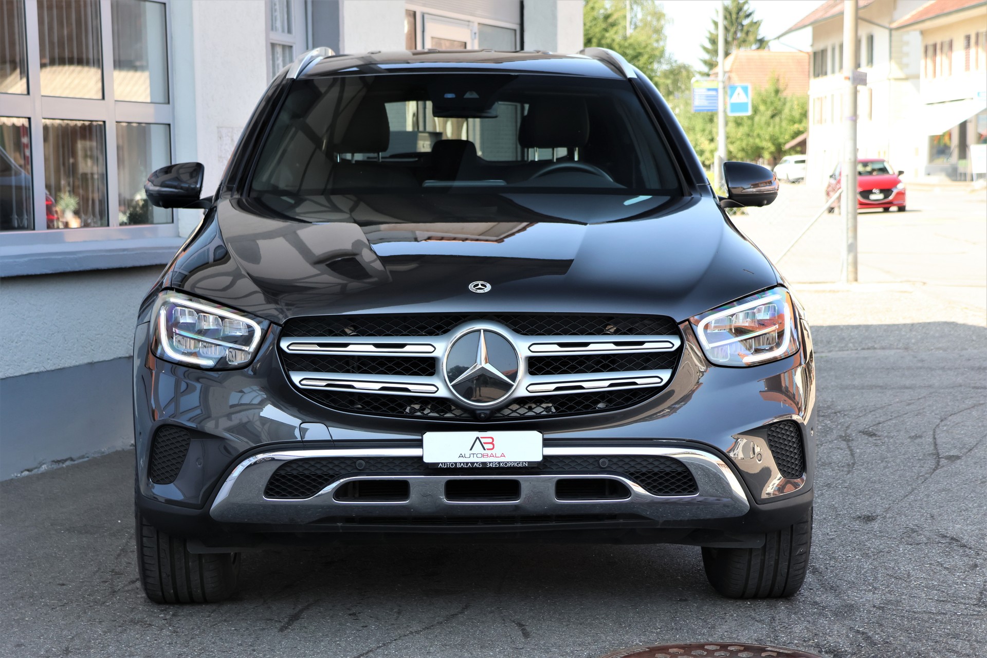 MERCEDES-BENZ GLC 220 d Off-Road 4Matic 9G-Tronic (CH) + 2.5T AHK-showroom-element-1
