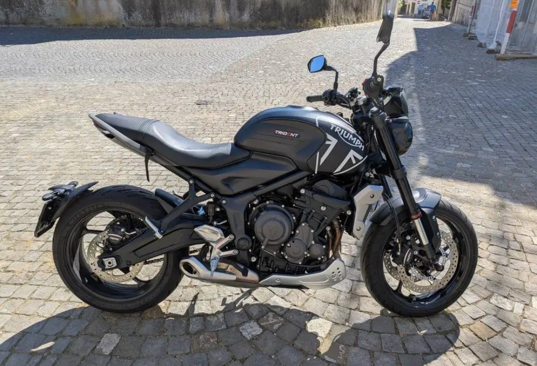 TRIUMPH Trident 660-image-4