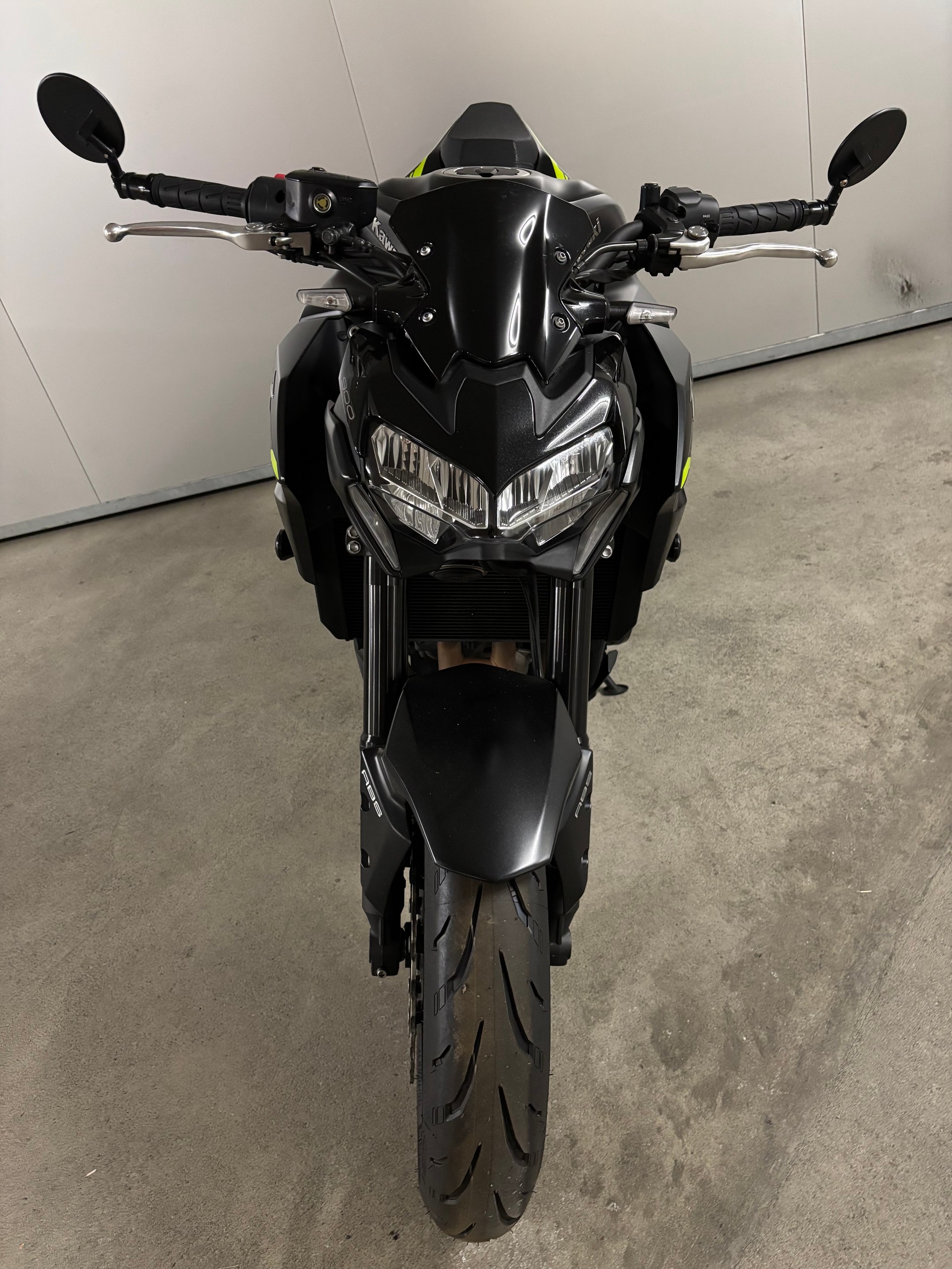 KAWASAKI Z 900-image-2