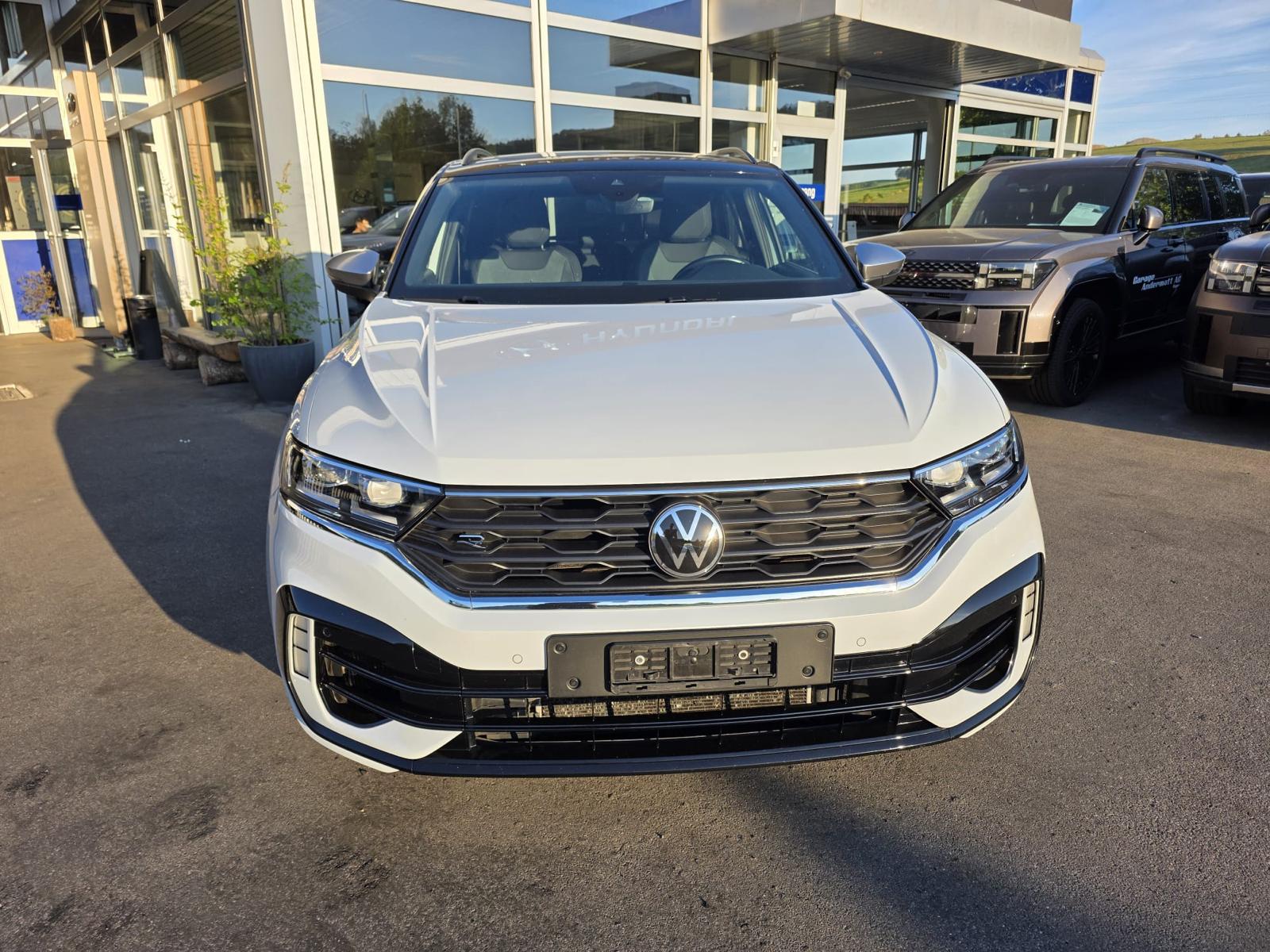 VW T-Roc 2.0 TSI R DSG 4Motion-showroom-element-1
