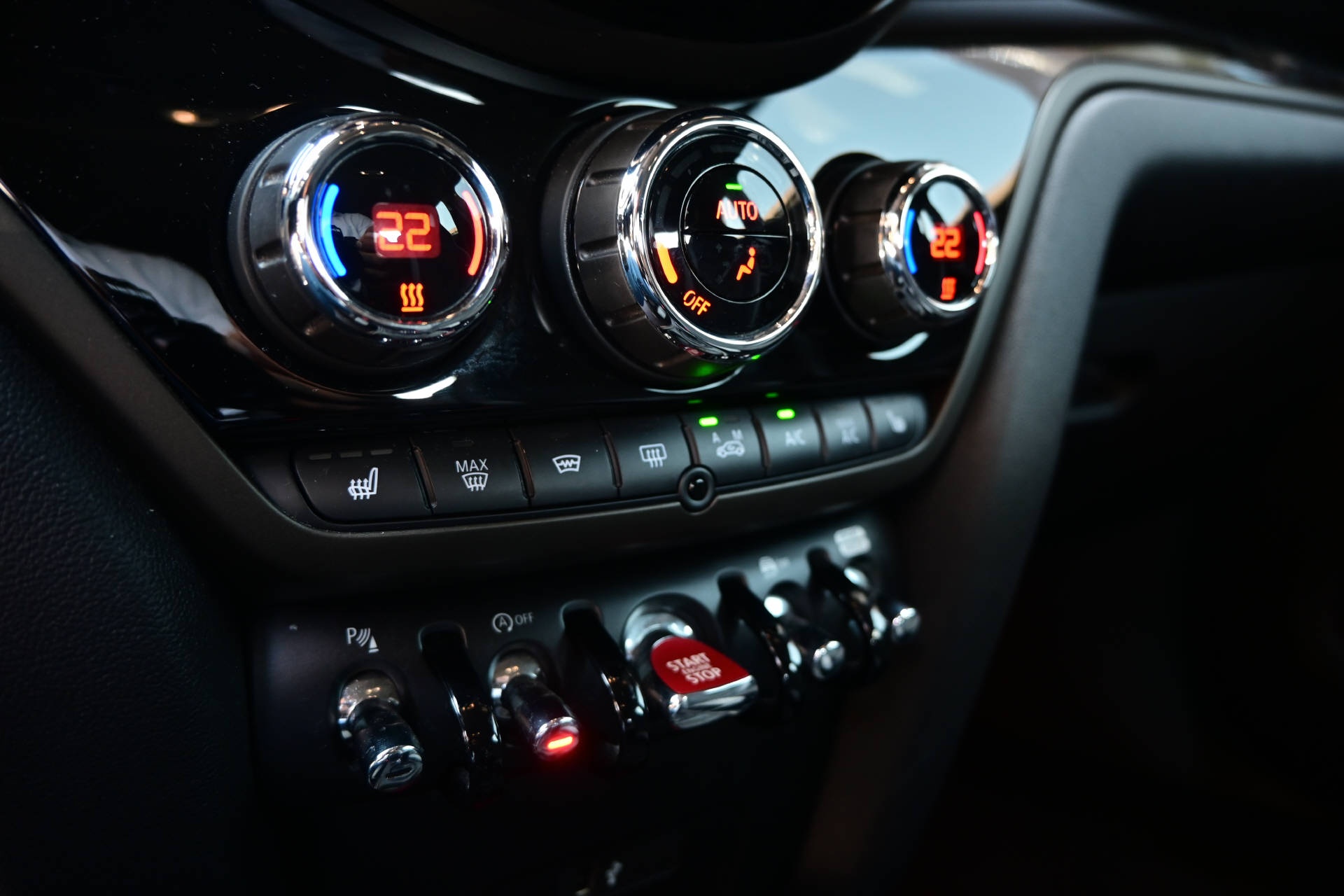 MINI Countryman F60 2.0i John Cooper Works ALL4-image-19