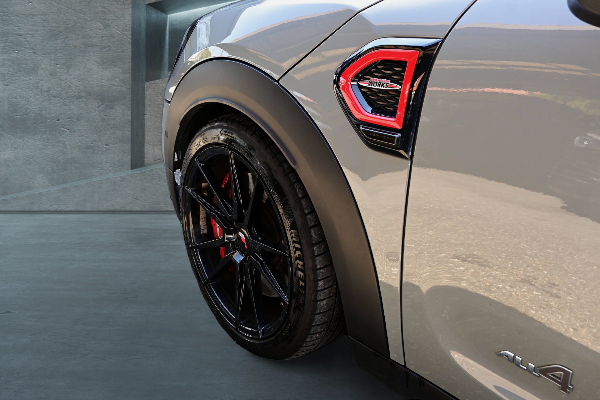MINI Countryman F60 2.0i John Cooper Works ALL4-showroom-element-2