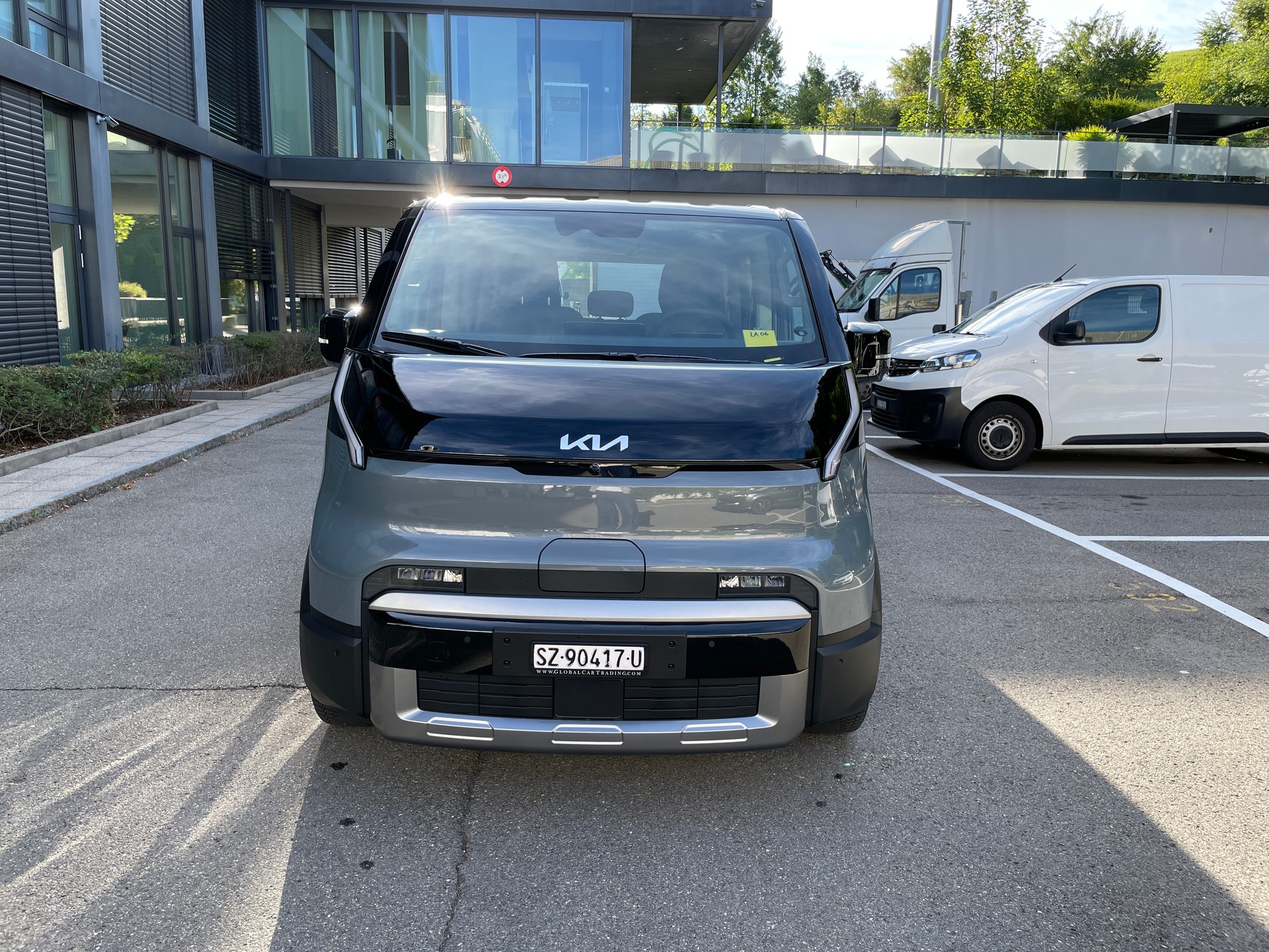 KIA PV5 71.2 kWh Elite mit Elite-Pack und Wärmepumpe, VOLLAUSSTATTUNG-showroom-element-1