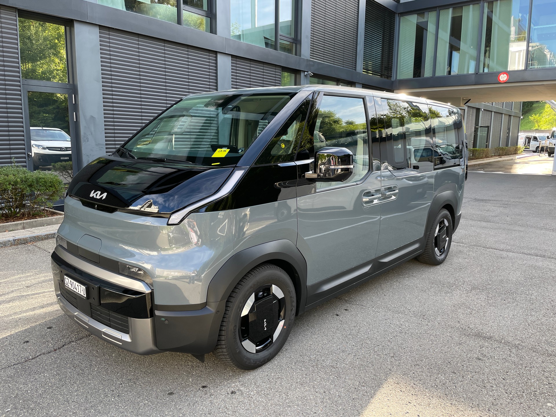 KIA PV5 71.2 kWh Elite mit Elite-Pack und Wärmepumpe, VOLLAUSSTATTUNG