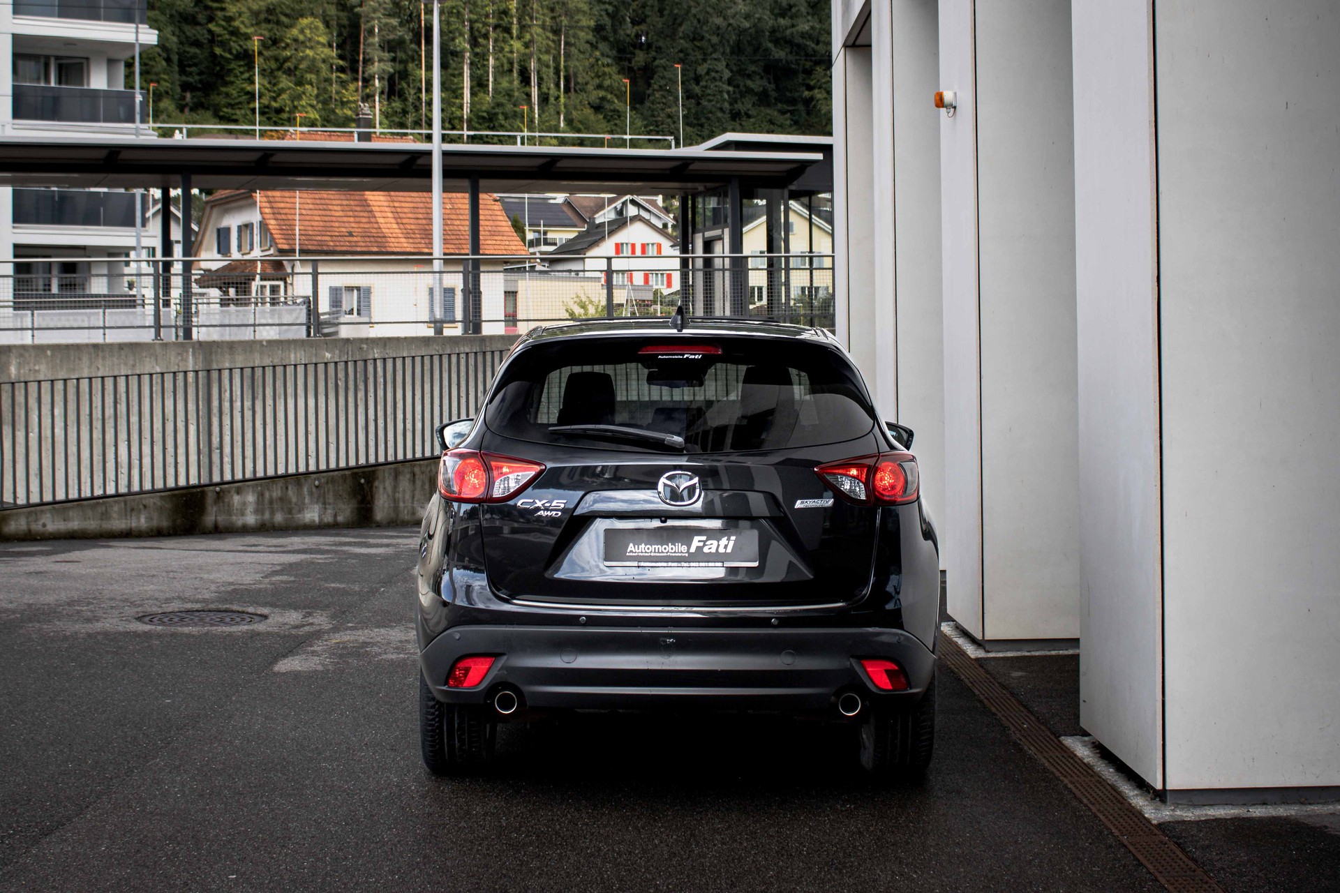 MAZDA CX-5 2.0 Revolution AWD Automatic-showroom-element-3