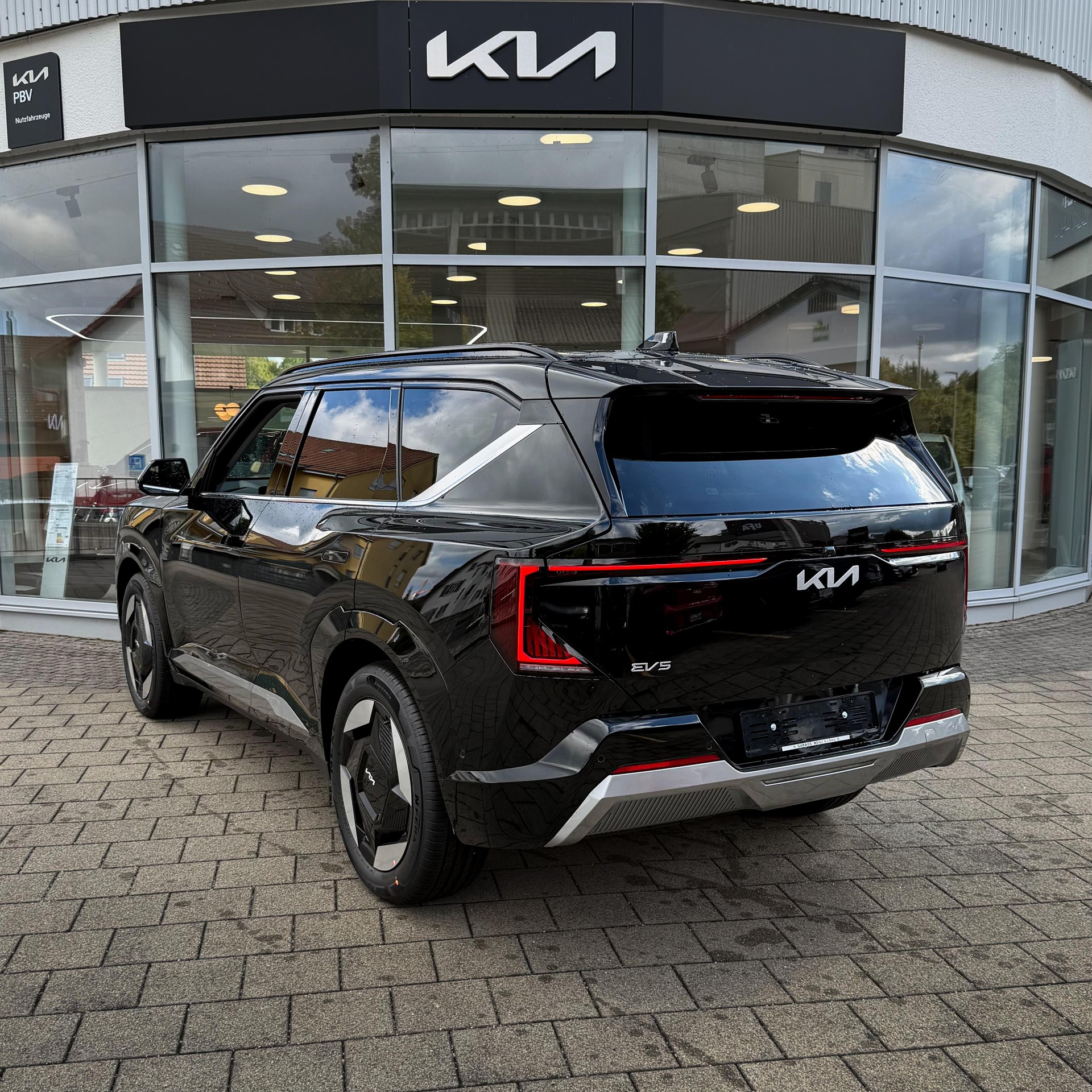 KIA EV5 81 kWh Earth 4x4-showroom-element-1