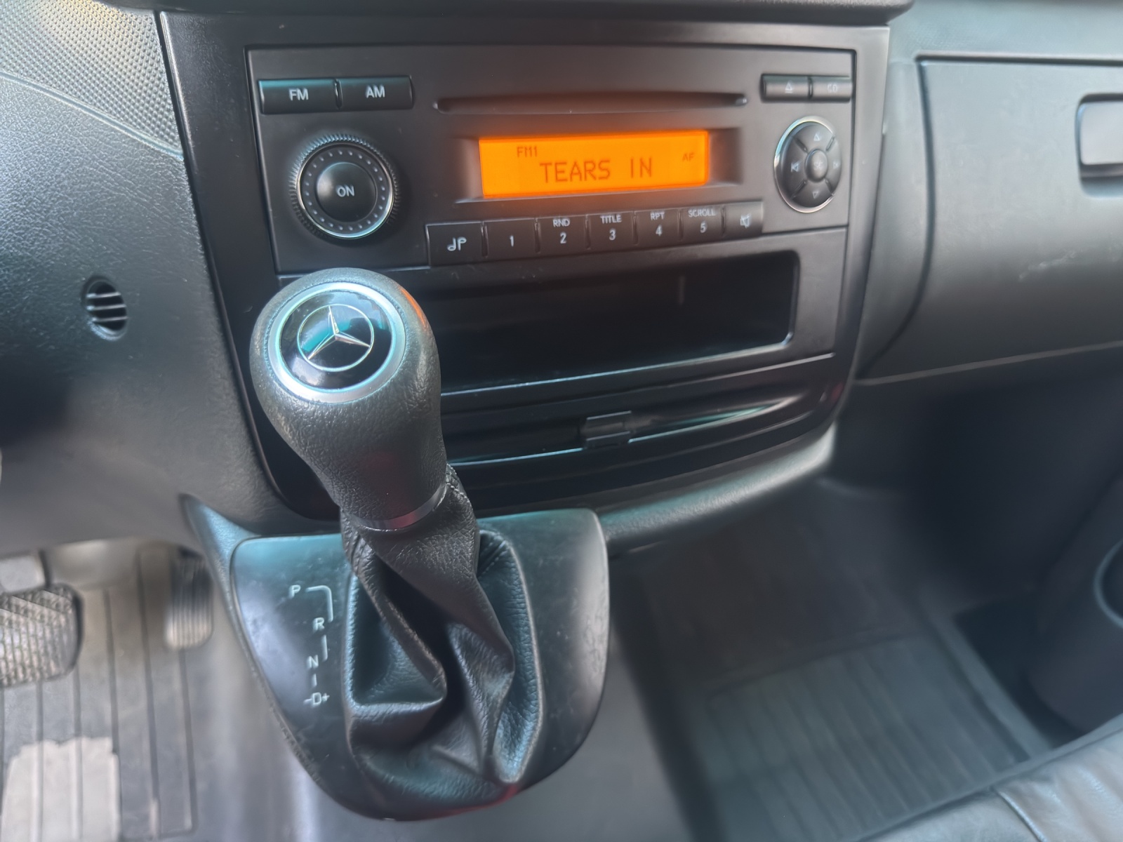 MERCEDES-BENZ Vito 113 CDI Blue Efficiency A-image-11