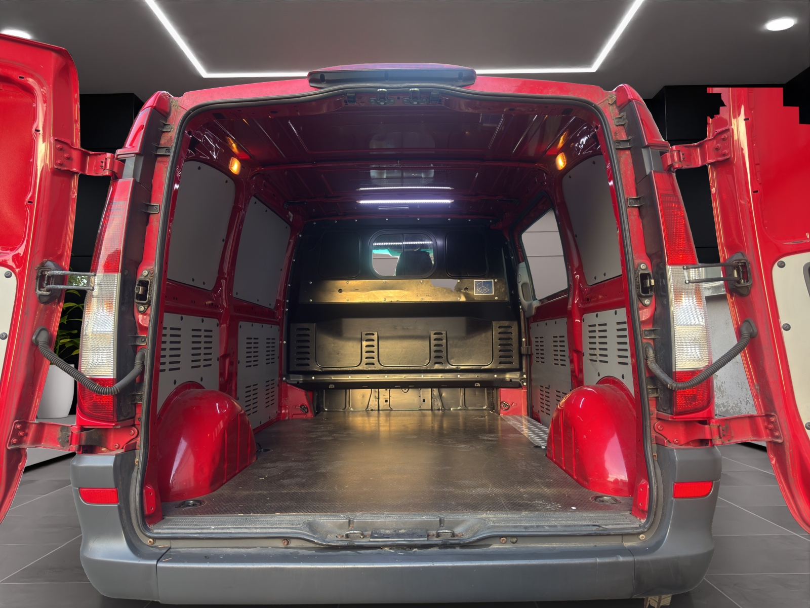 MERCEDES-BENZ Vito 113 CDI Blue Efficiency A-image-10
