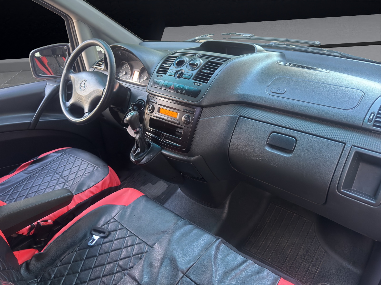 MERCEDES-BENZ Vito 113 CDI Blue Efficiency A-image-9