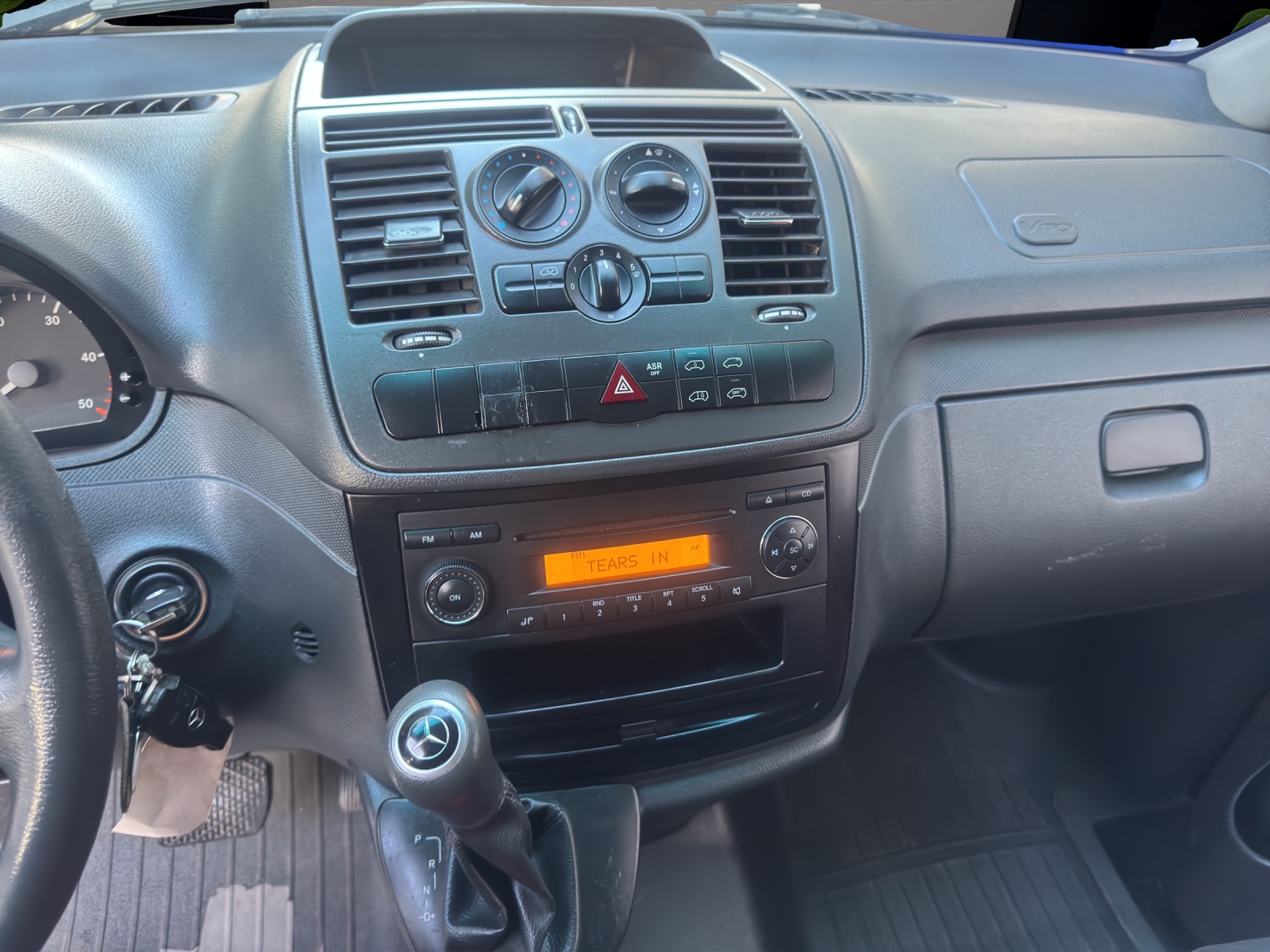 MERCEDES-BENZ Vito 113 CDI Blue Efficiency A-image-15