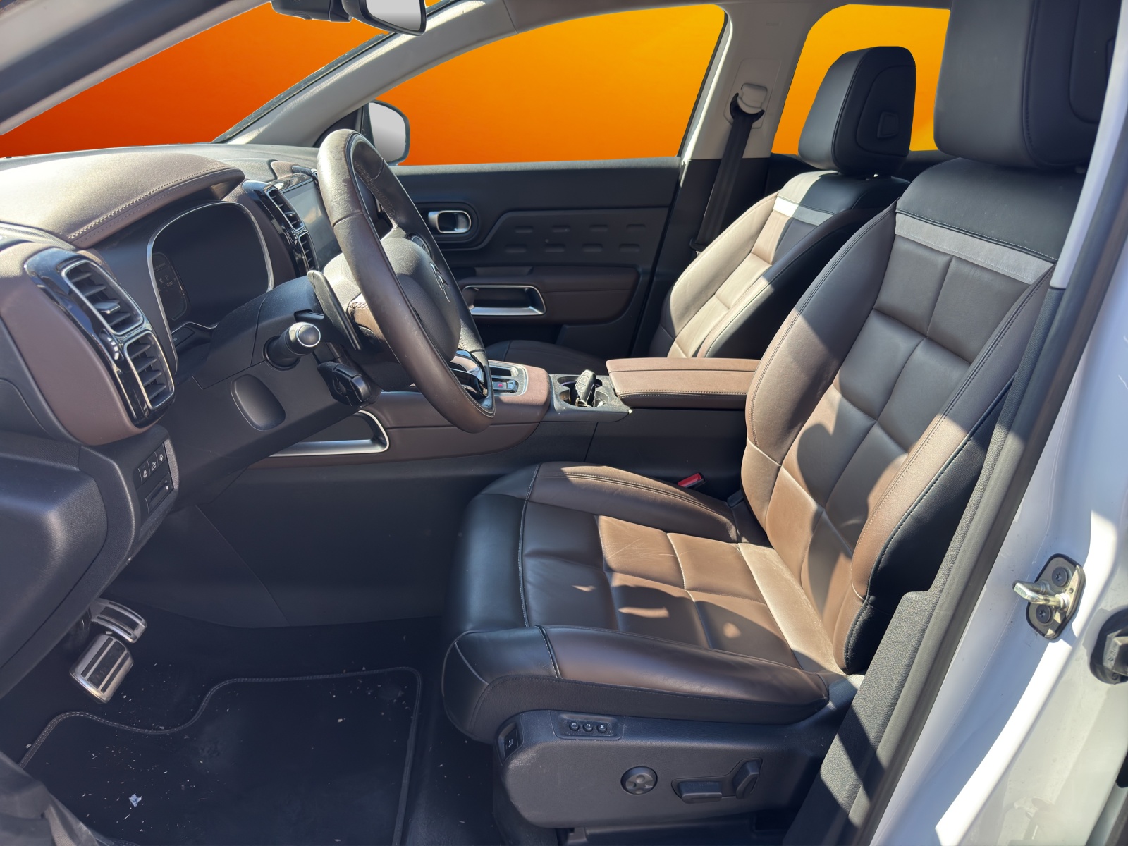 CITROEN C5 Aircross 1.6i PureTech Shine EAT8-image-9