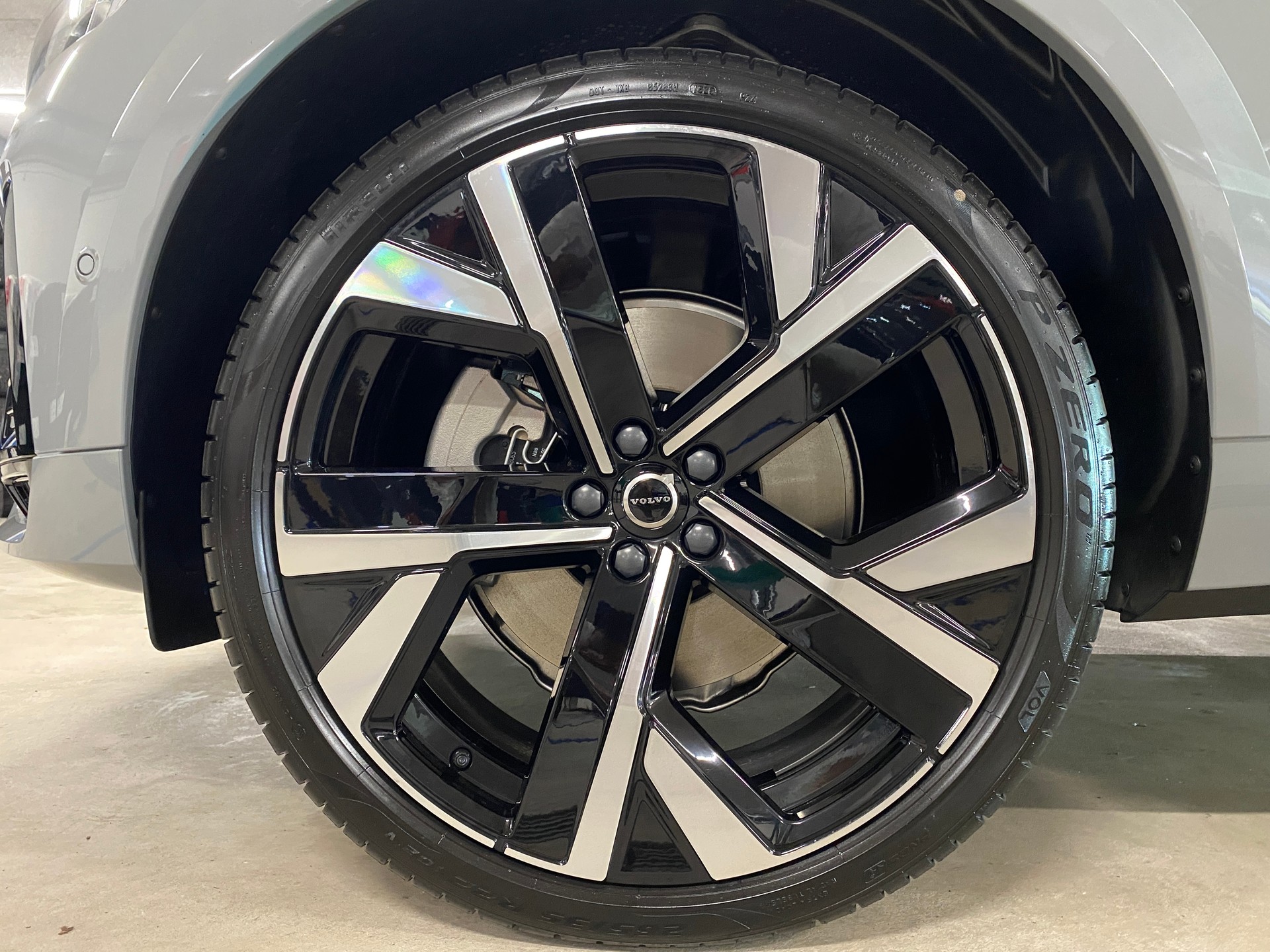 VOLVO XC60 2.0 T8 TE Black Edition eAWD-image-16