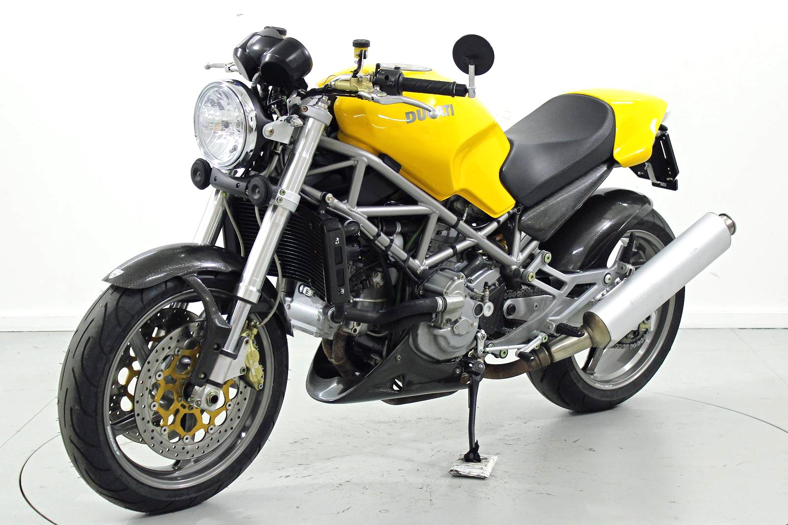 DUCATI Monster 916-image-2