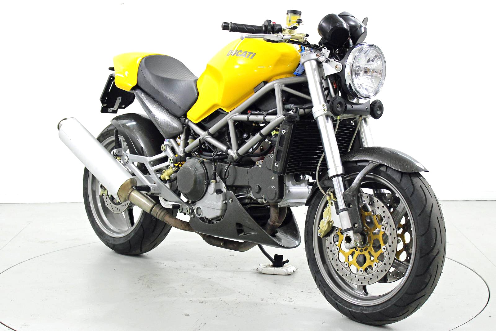 DUCATI Monster 916-image-1