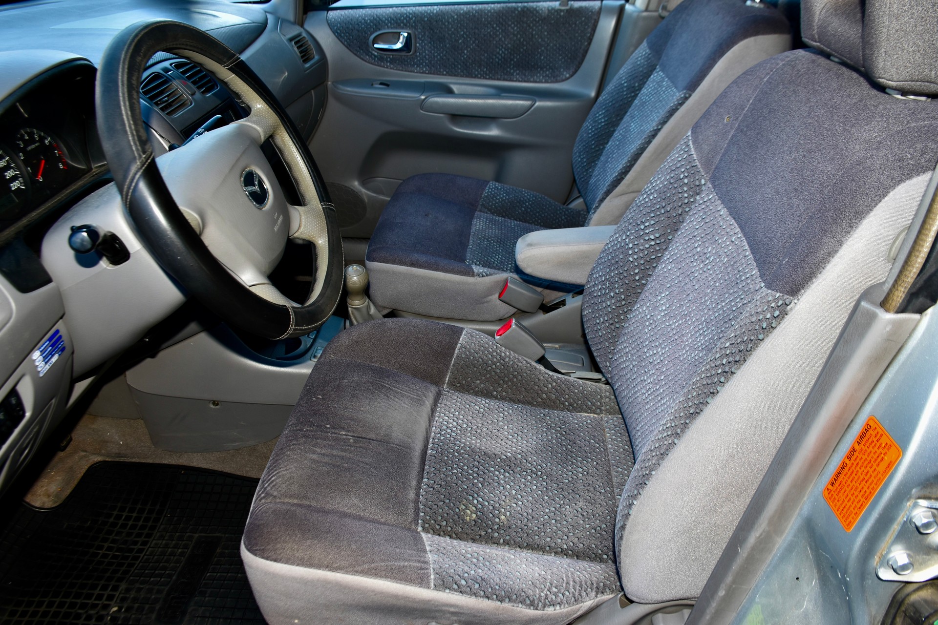 MAZDA Premacy 1.8i-16V-showroom-element-2