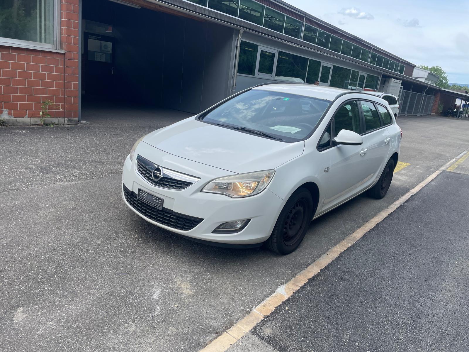 OPEL Astra SportsTourer 1.7 CDTi Enjoy