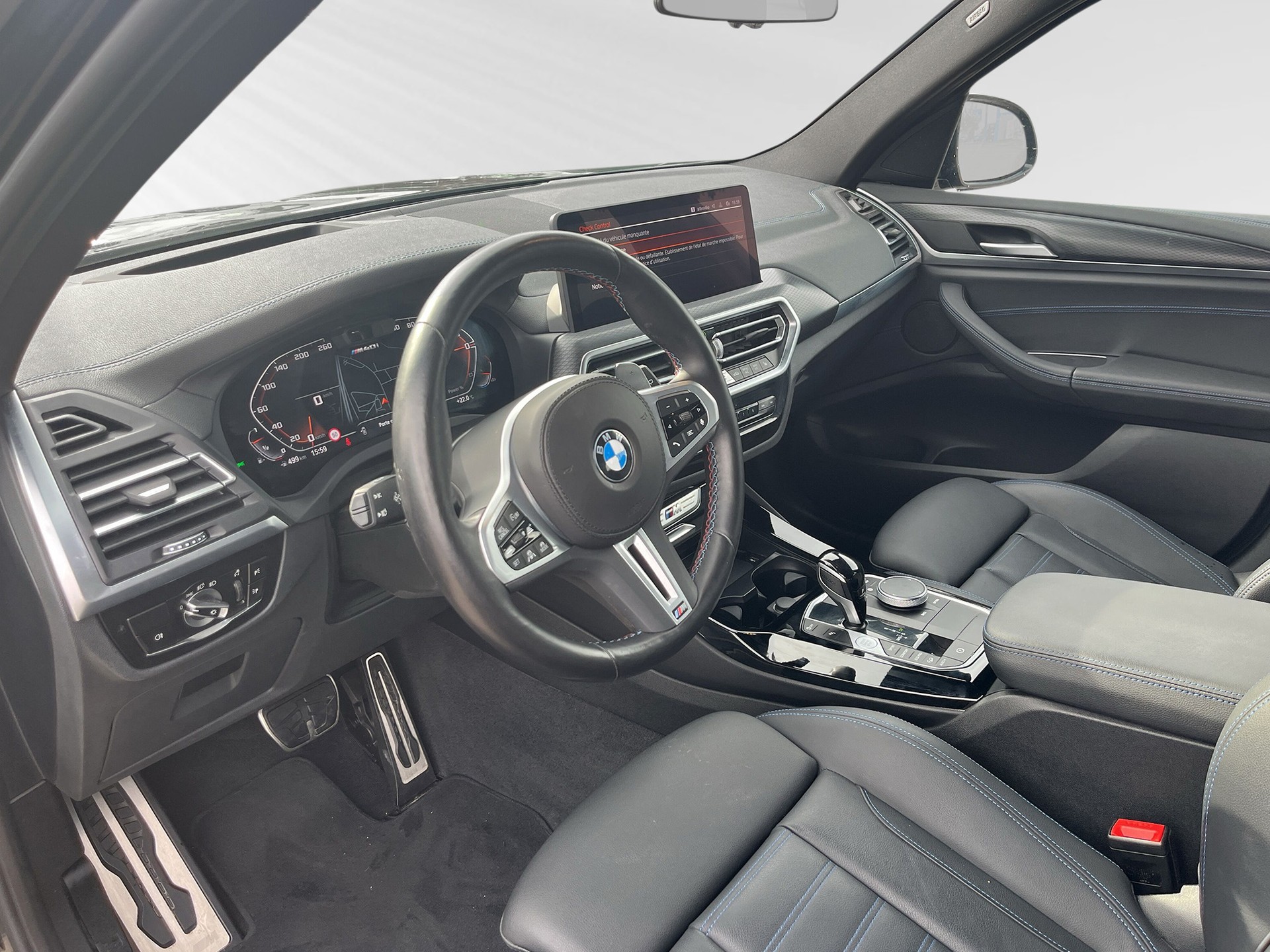BMW X3 M40i-showroom-element-3