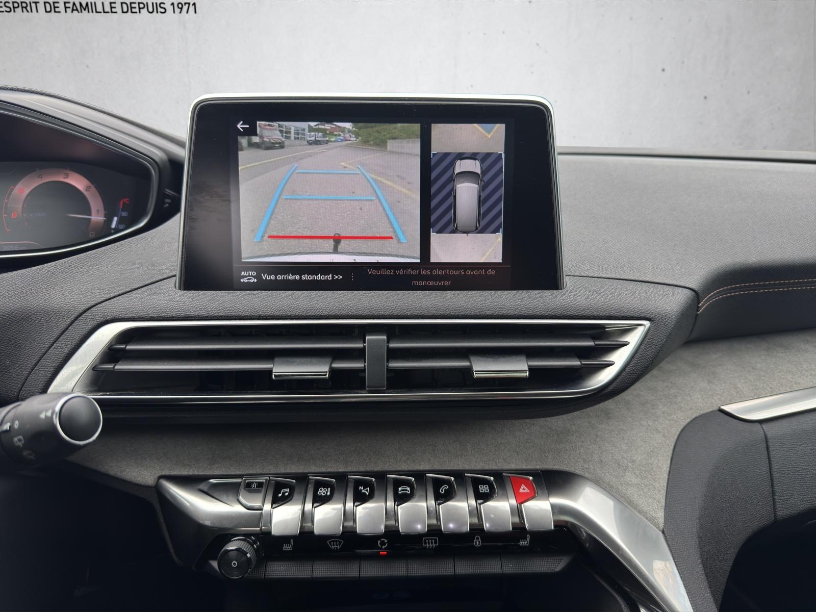 PEUGEOT 5008 2.0 BlueHDi 180 GT-image-14