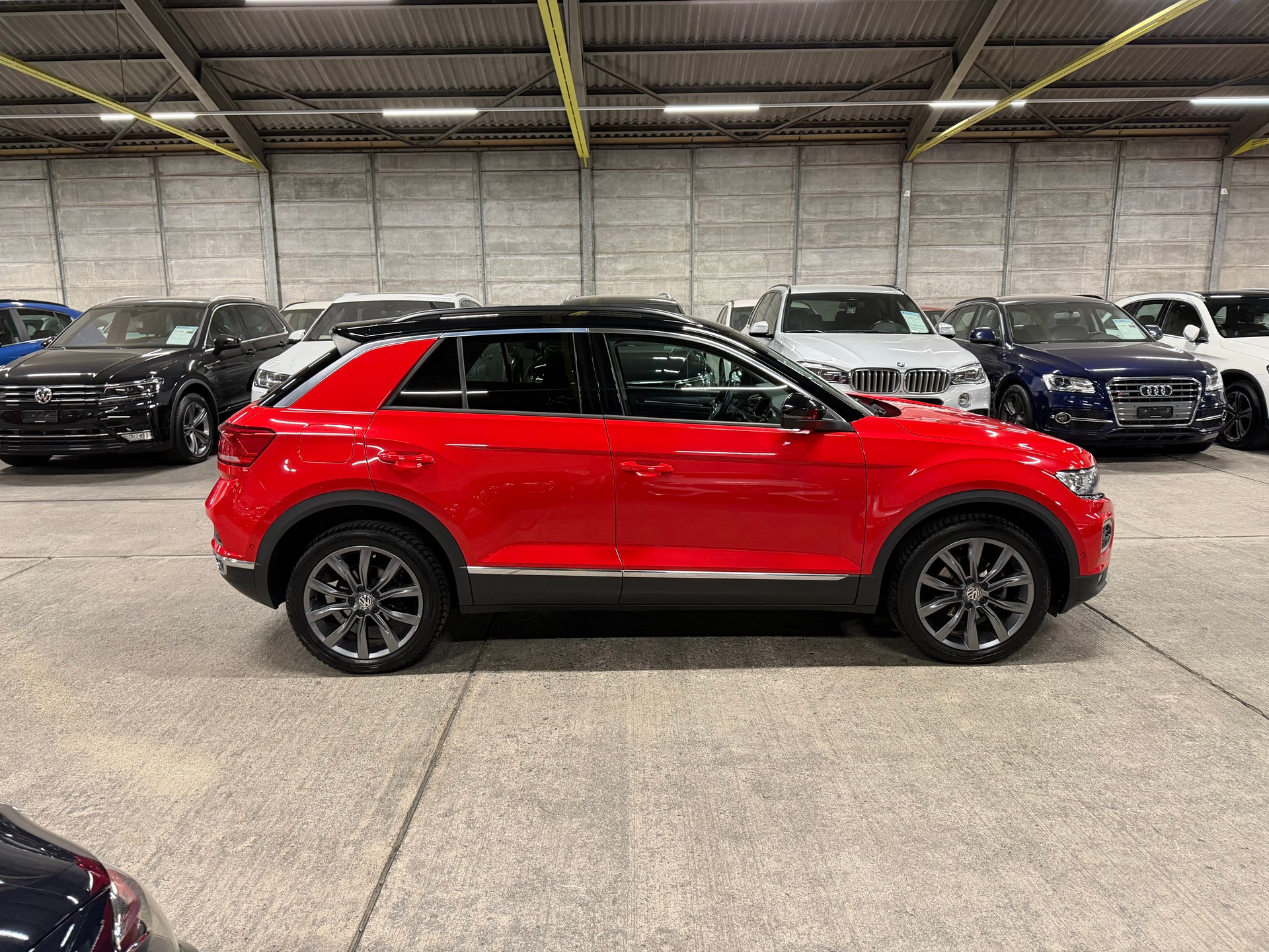 VW T-Roc 1.5 TSI EVO Advance DSG 4Motion-showroom-element-2
