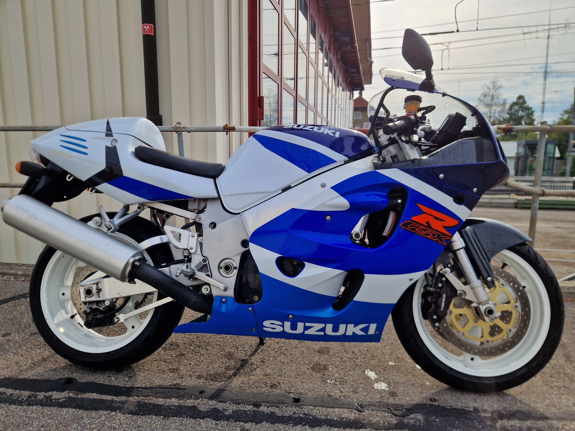 SUZUKI GSX-R 750 W I.E.-image-0