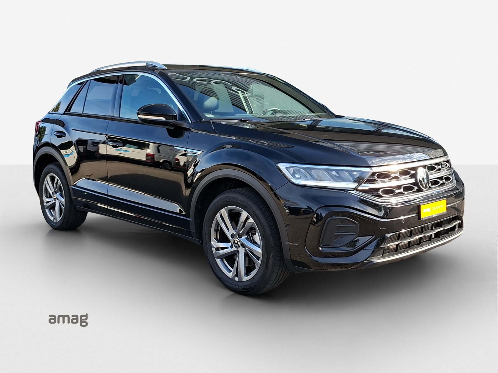 VW T-Roc 2.0 TSI R-Line DSG 4Motion-image-5