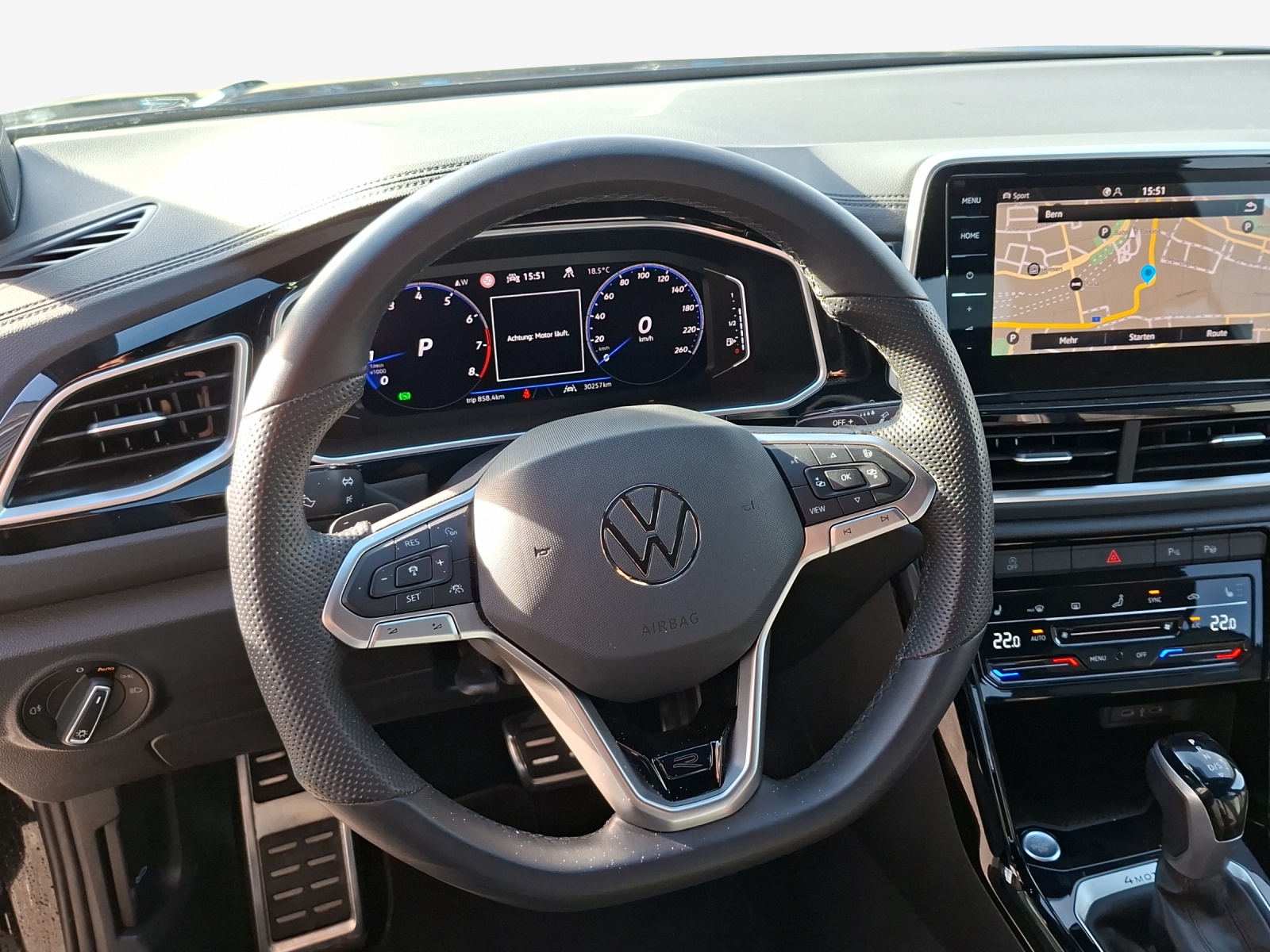 VW T-Roc 2.0 TSI R-Line DSG 4Motion-image-9