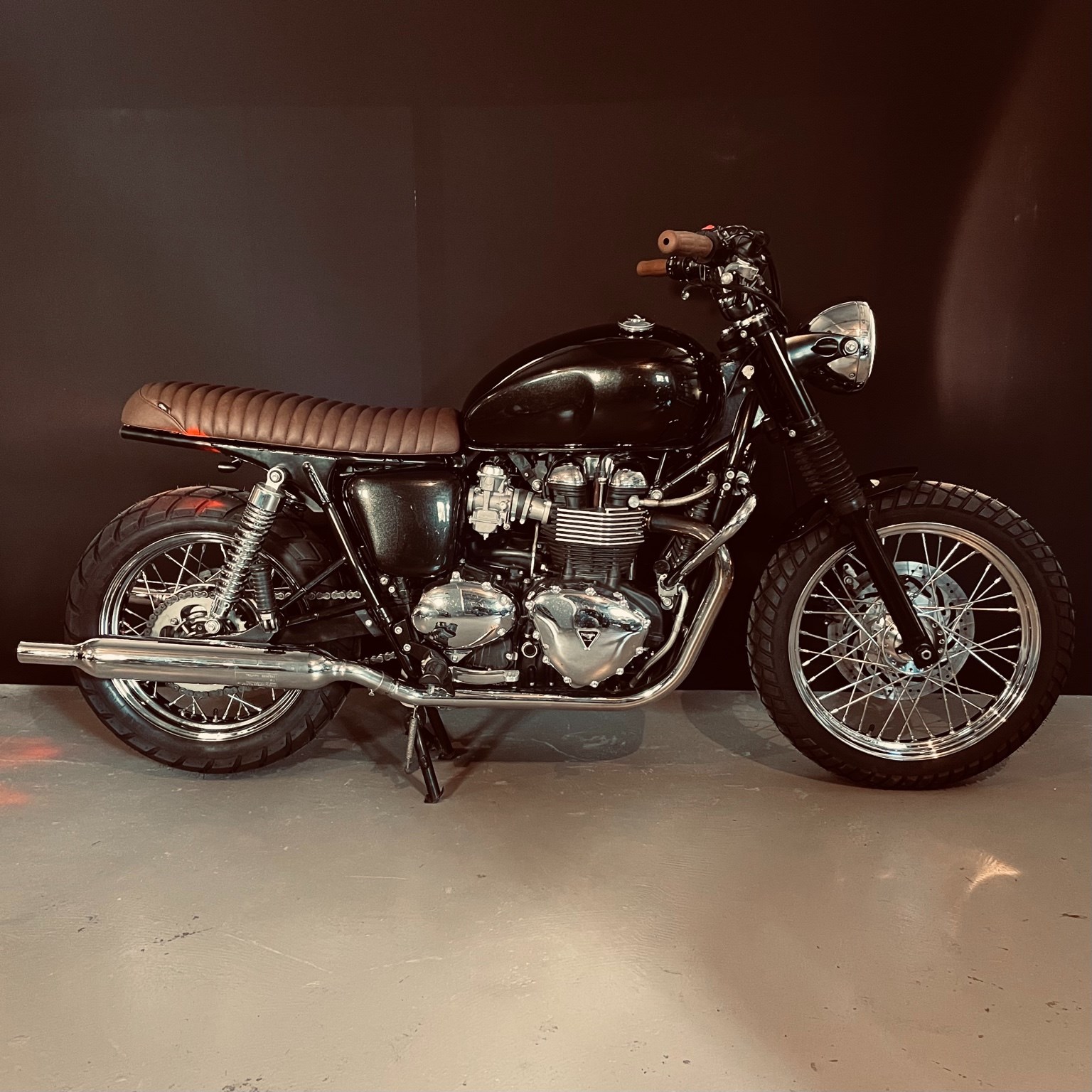 TRIUMPH Bonneville 900 i T 100