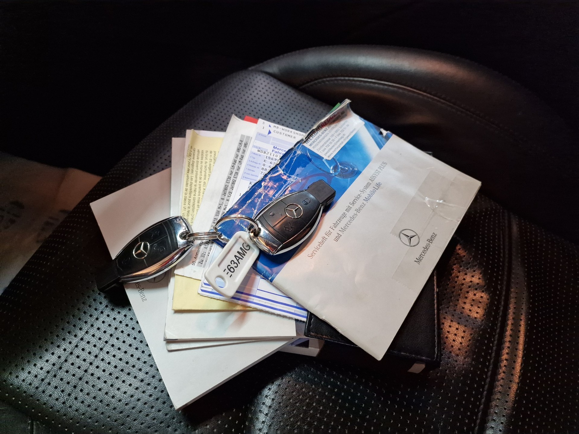 MERCEDES-BENZ E 63 AMG Avantgarde 7G-Tronic-image-12