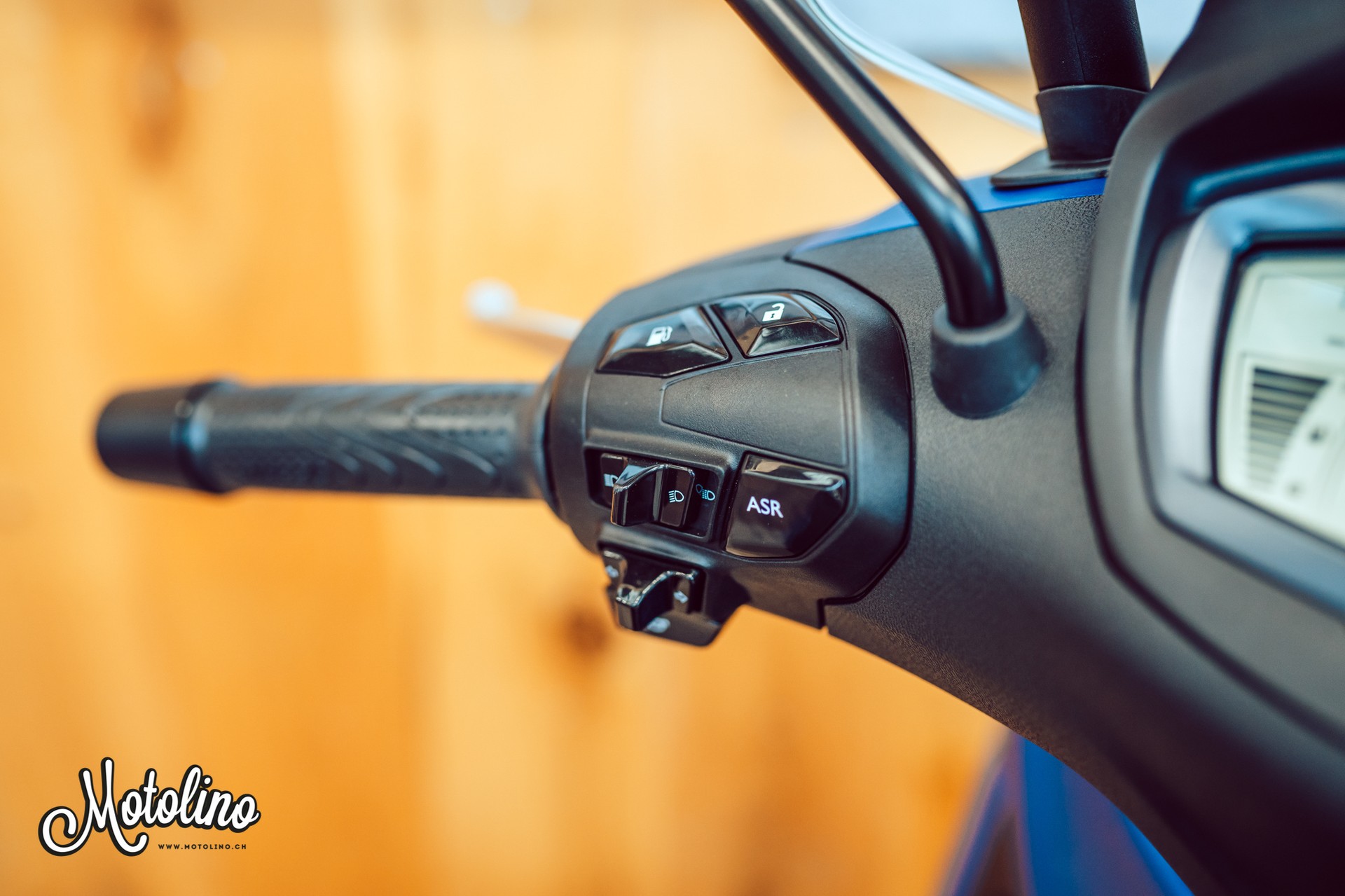 PIAGGIO Beverly 400 Sport-image-10