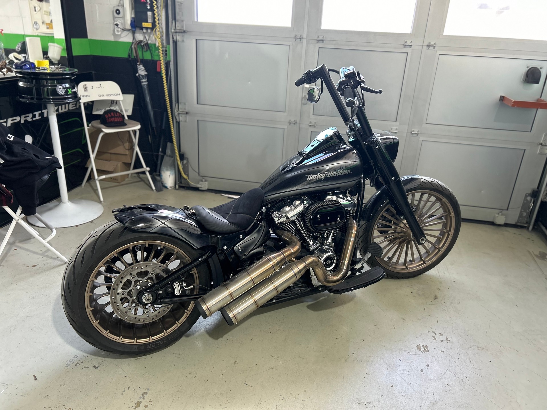 HARLEY-DAVIDSON FLFBS Fat Boy 114-image-1