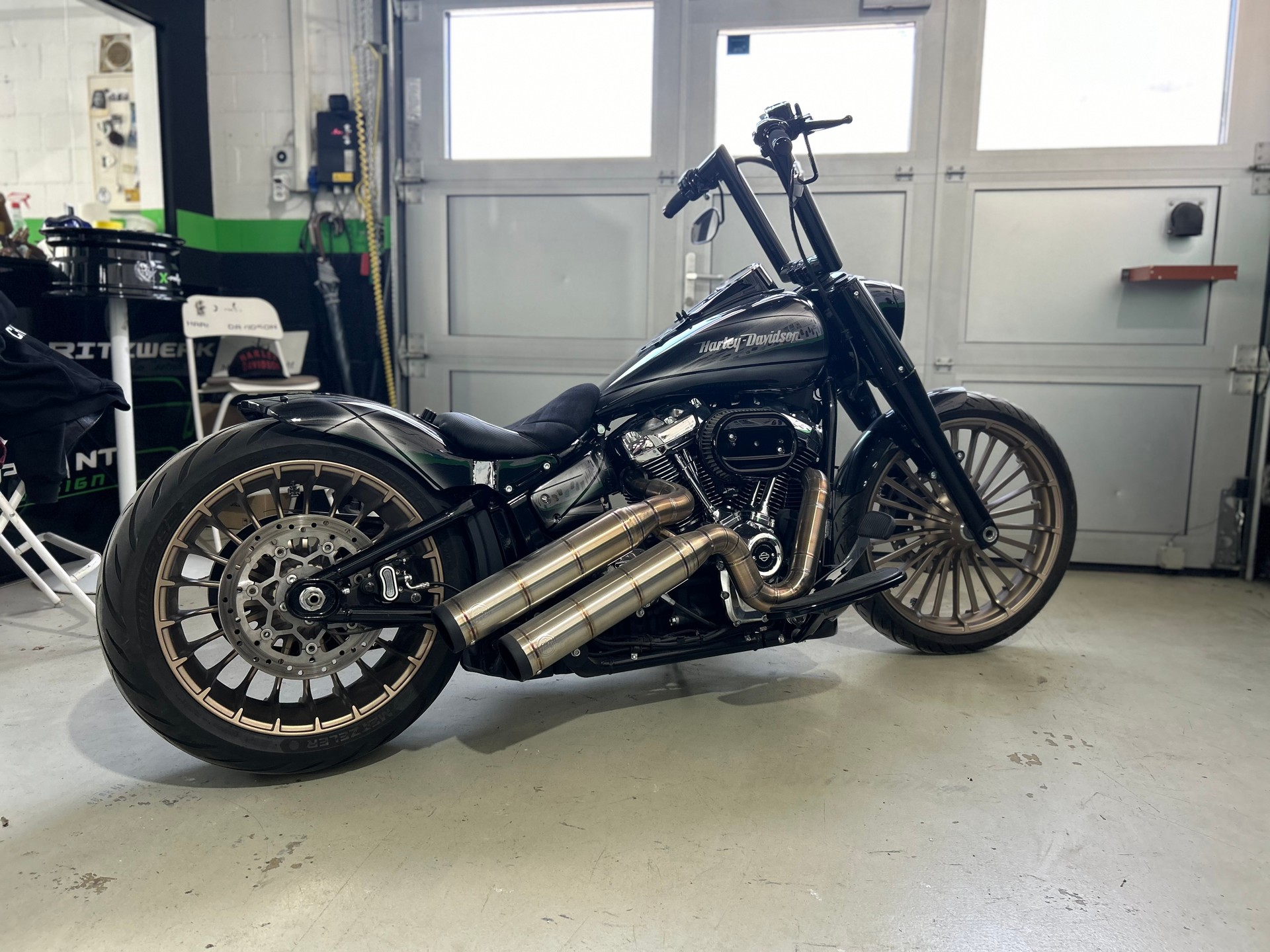 HARLEY-DAVIDSON FLFBS Fat Boy 114