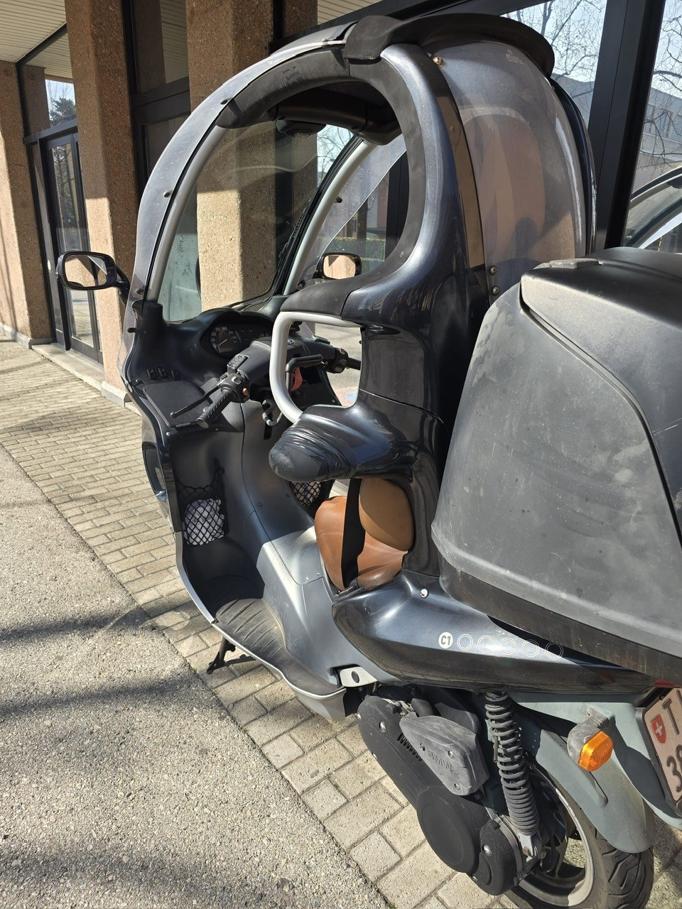 BMW C1-image-1