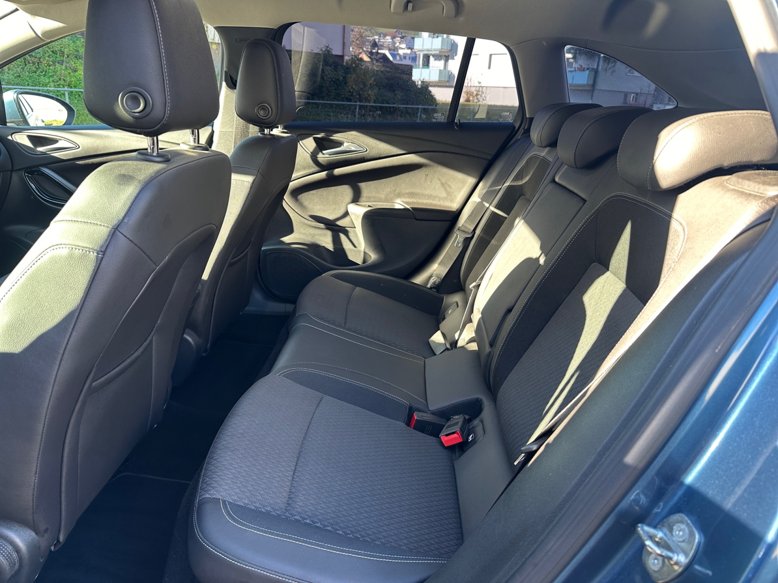 OPEL Astra Sports Tourer 1.4i Turbo Excellence-image-9