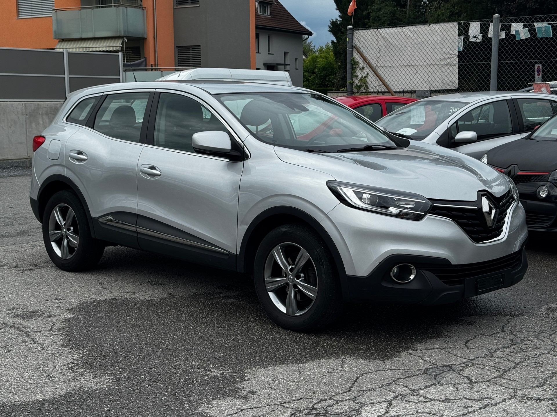RENAULT Kadjar 1.5 dCi Zen EDC-image-2