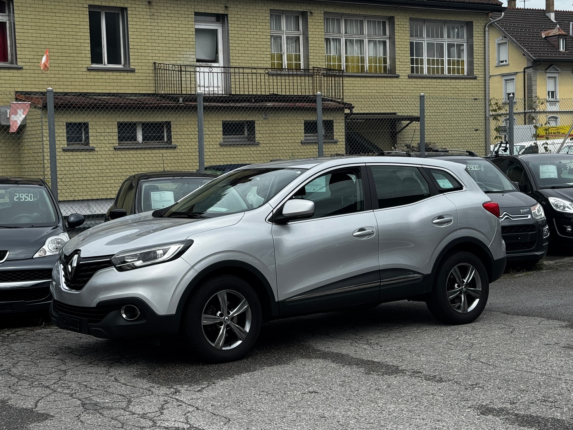 RENAULT Kadjar 1.5 dCi Zen EDC-image-4